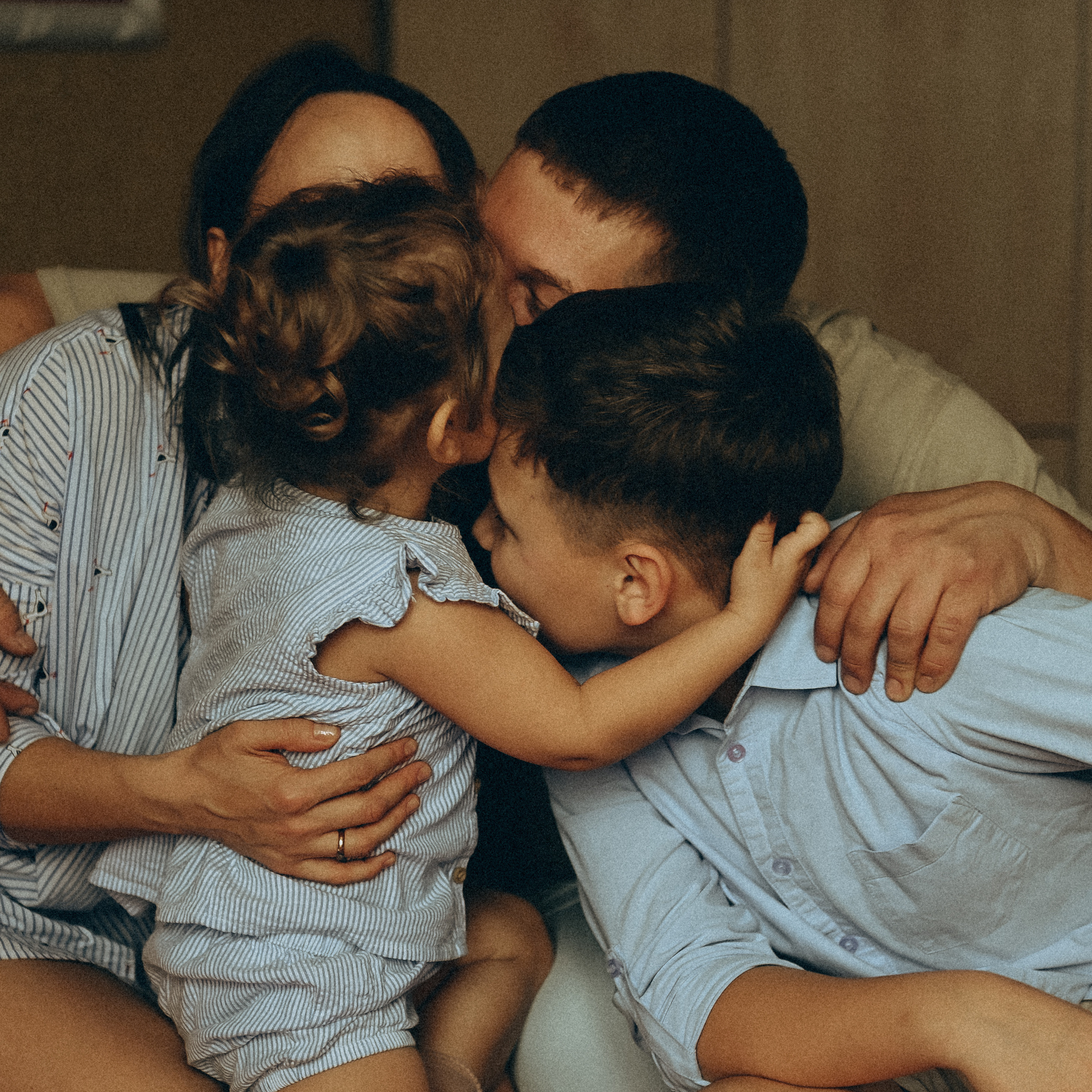 Отзывы на фотосъёмку. Фотограф в Барнауле Дарья Бутурлакина. Люби.Цени.Касайся