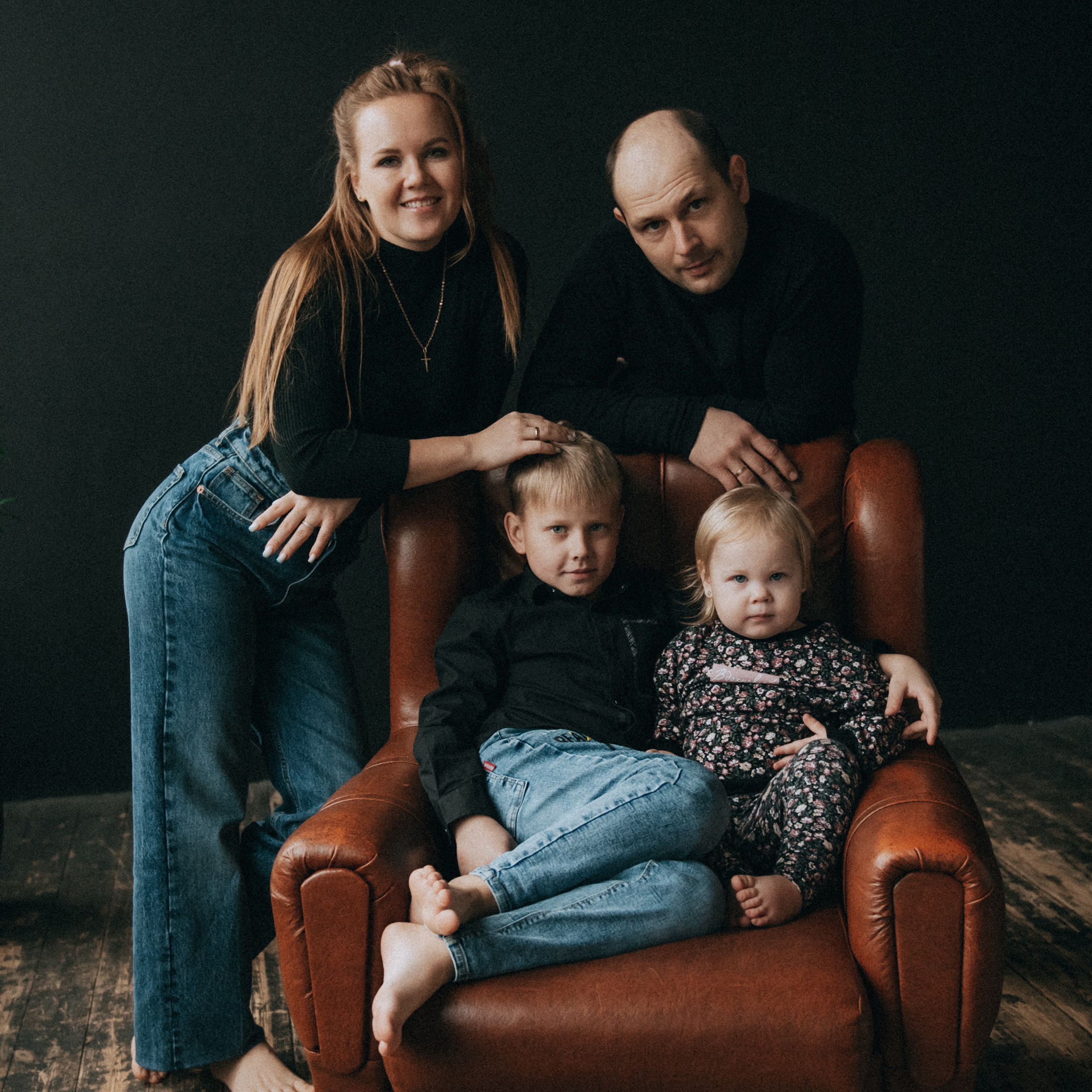 Отзывы на фотосъёмку. Фотограф в Барнауле Дарья Бутурлакина. Люби.Цени.Касайся