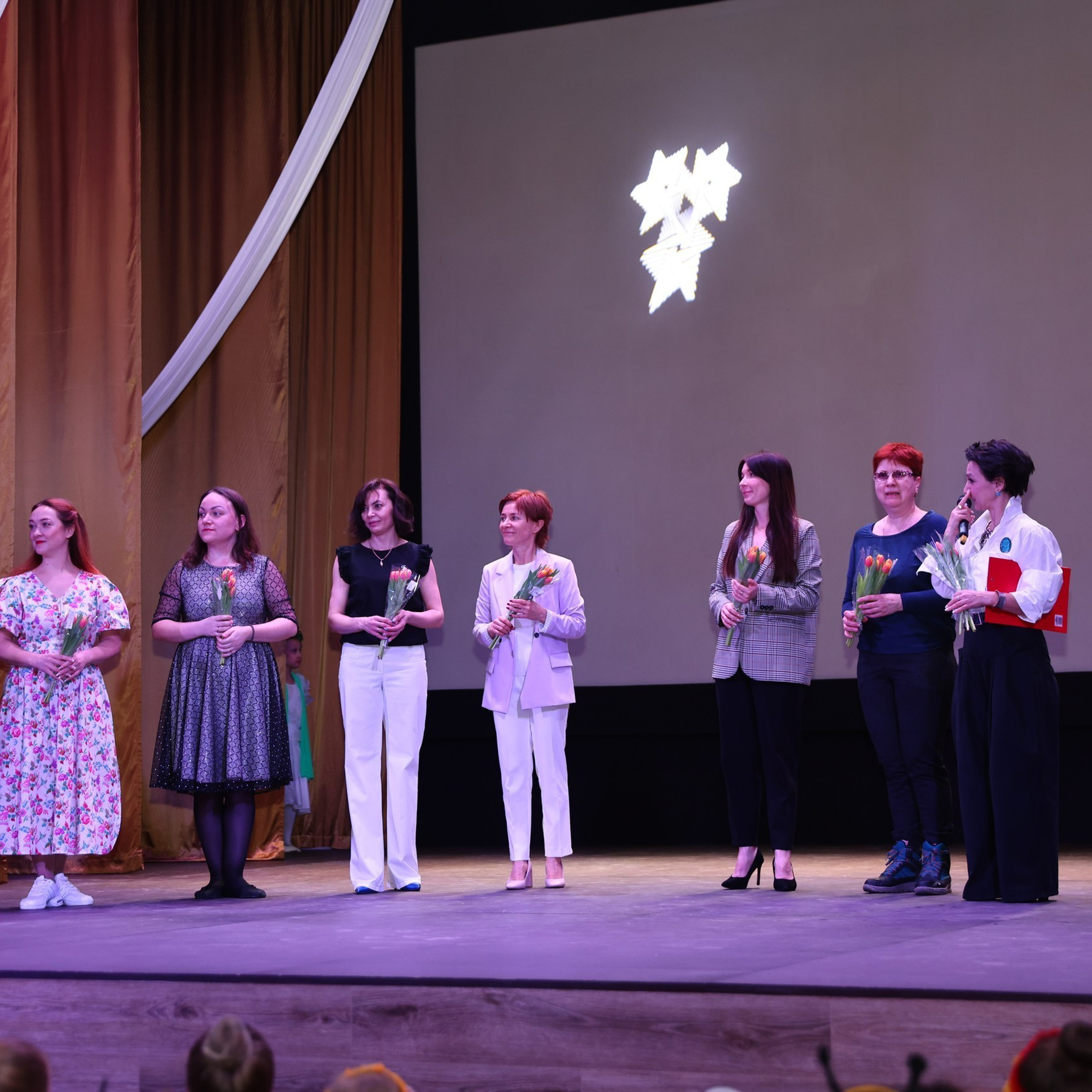 Отзывы. Семейный и детский фотограф. Выпускные фотоальбомы