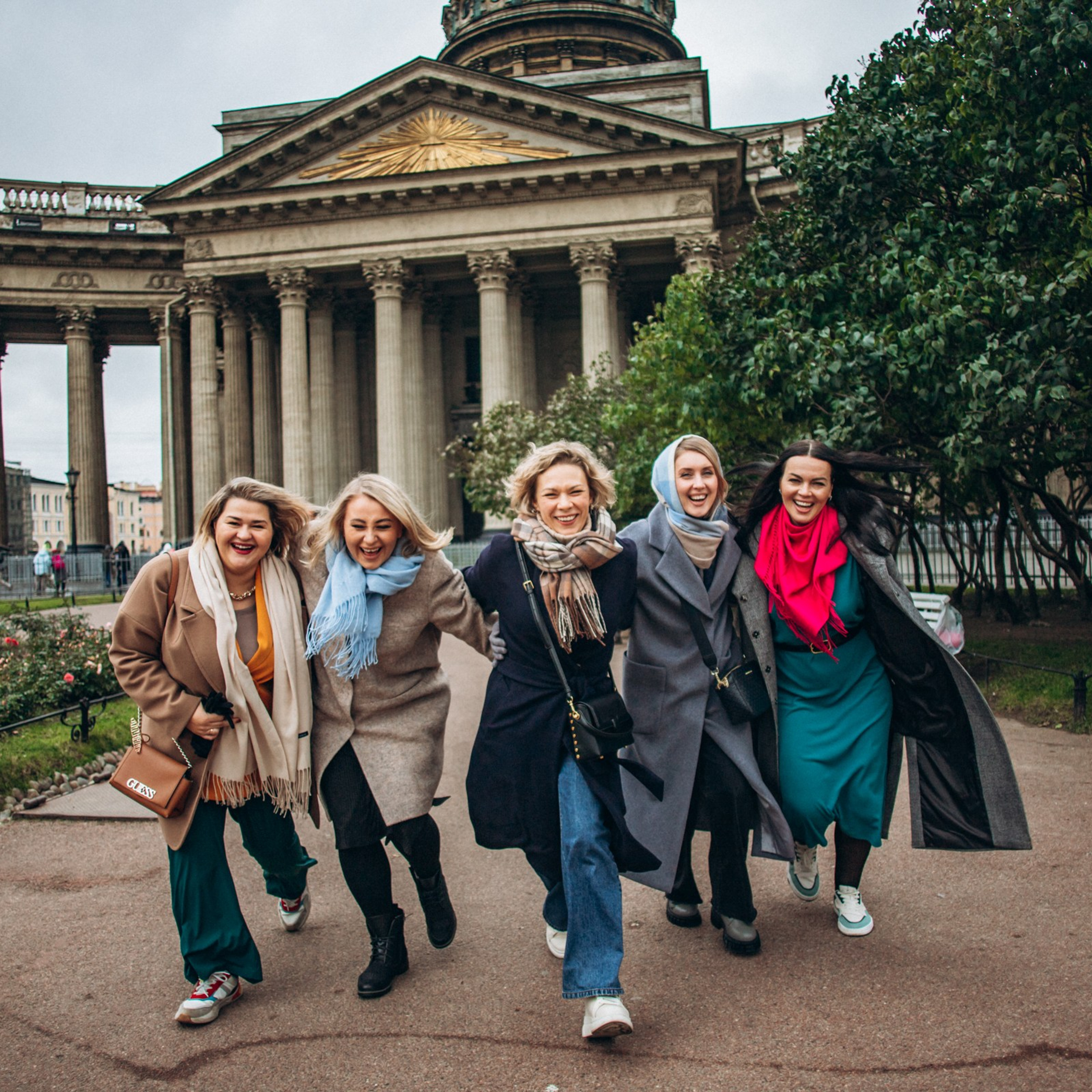 Маргарита с подругами в октябре