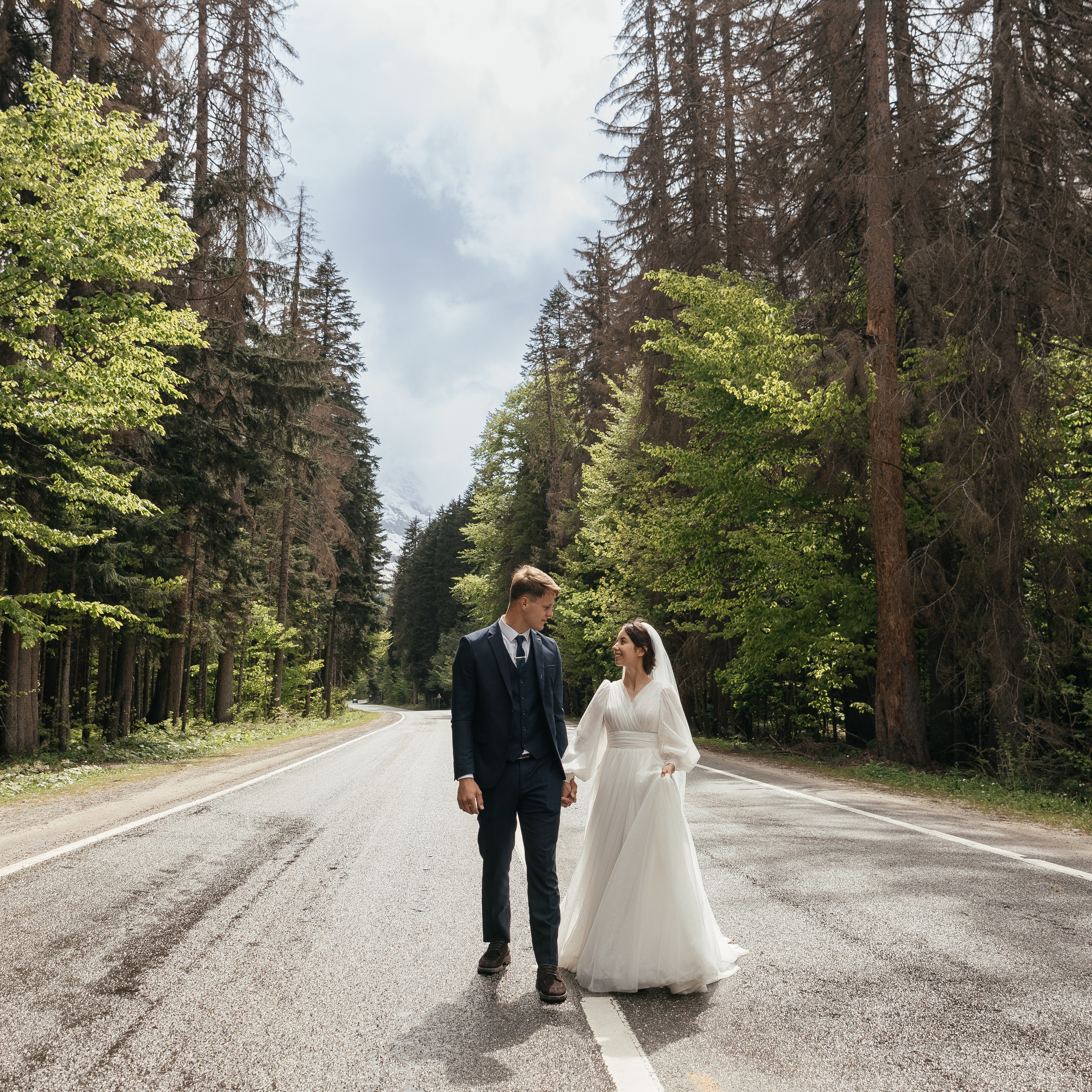 Вениамин и Валерия в Домбае