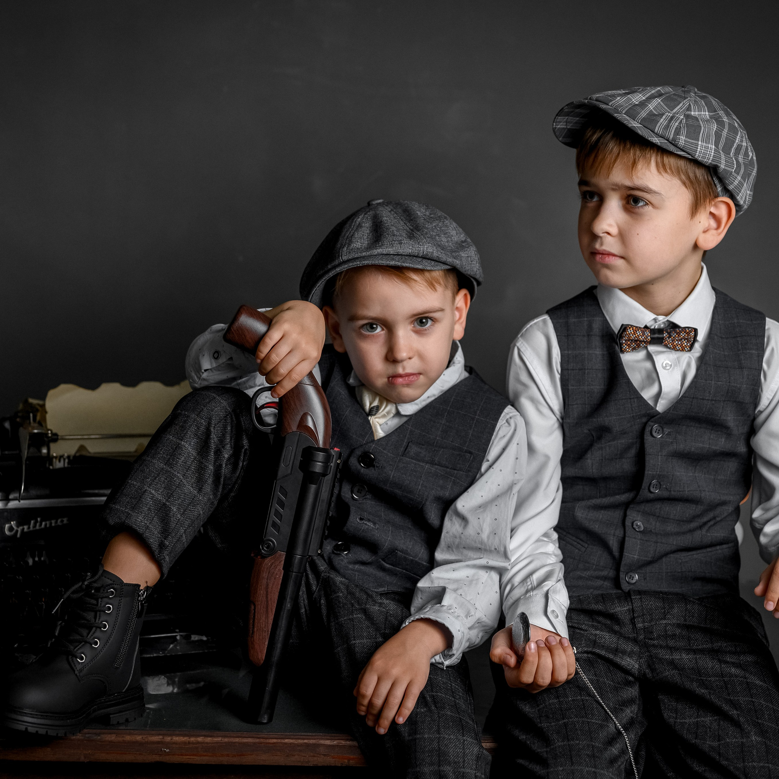 ОСТРЫЕ КОЗЫРЬКИ