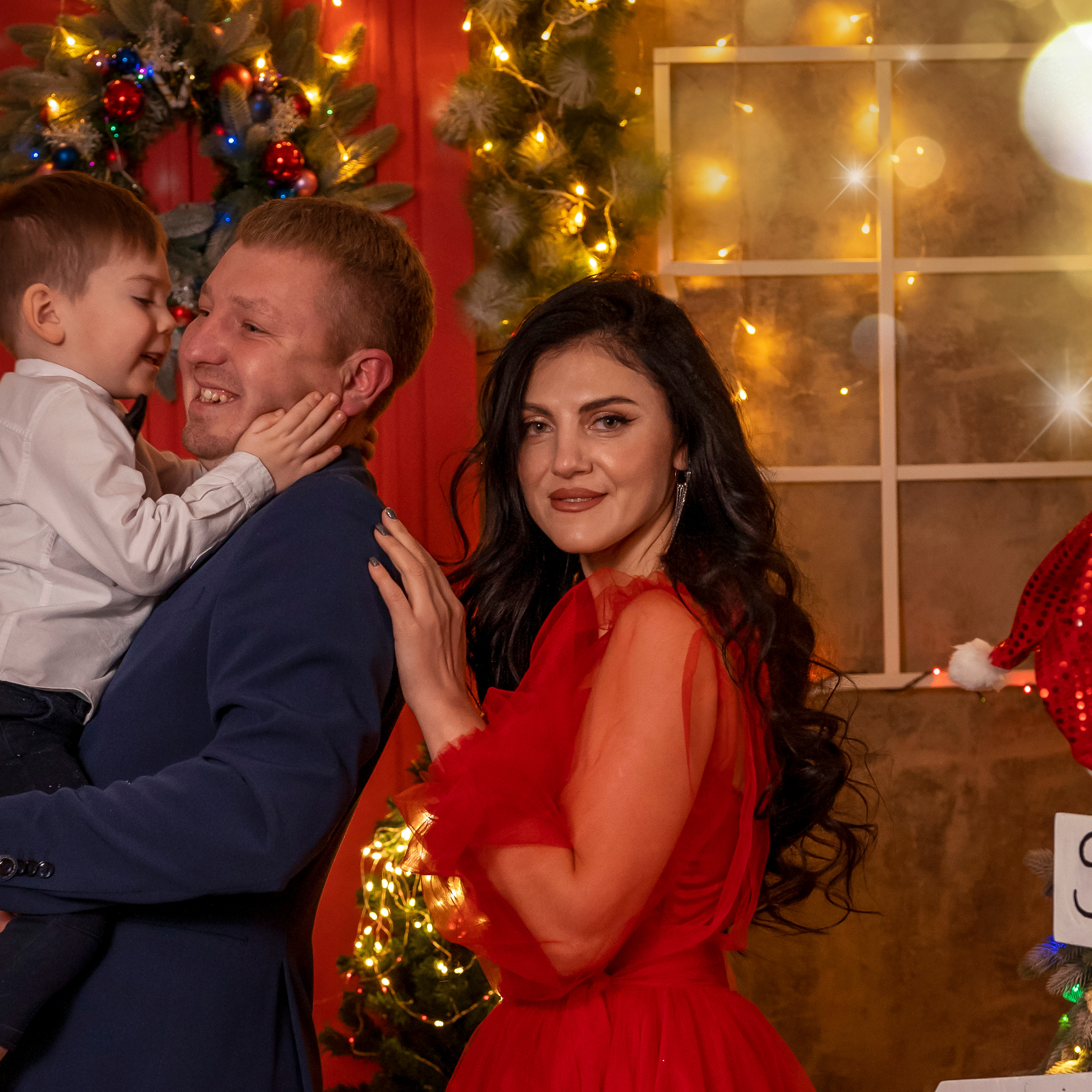 Любовь, Савелий, Сергей