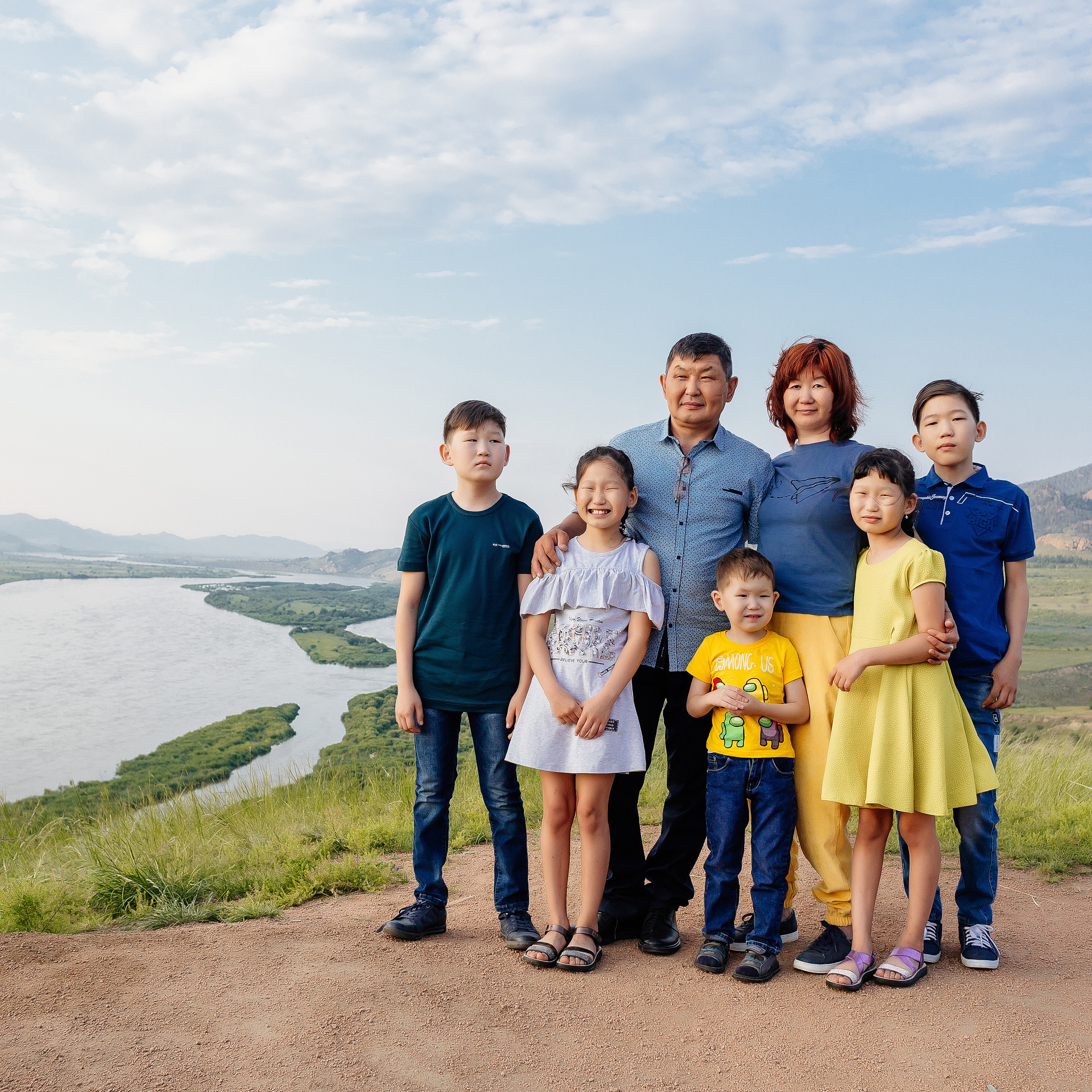 Большая семья Веры