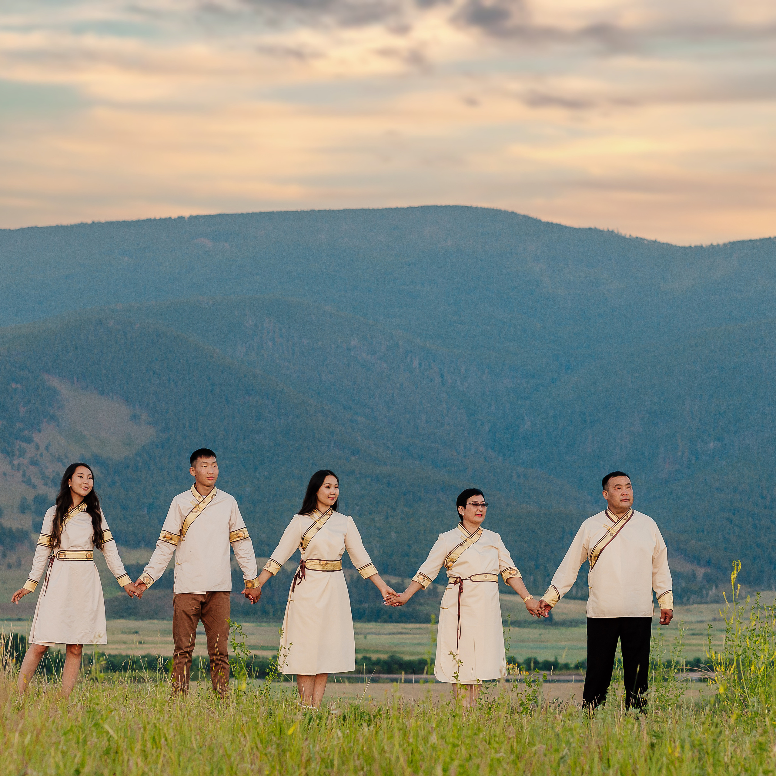 Семья Элбеновых