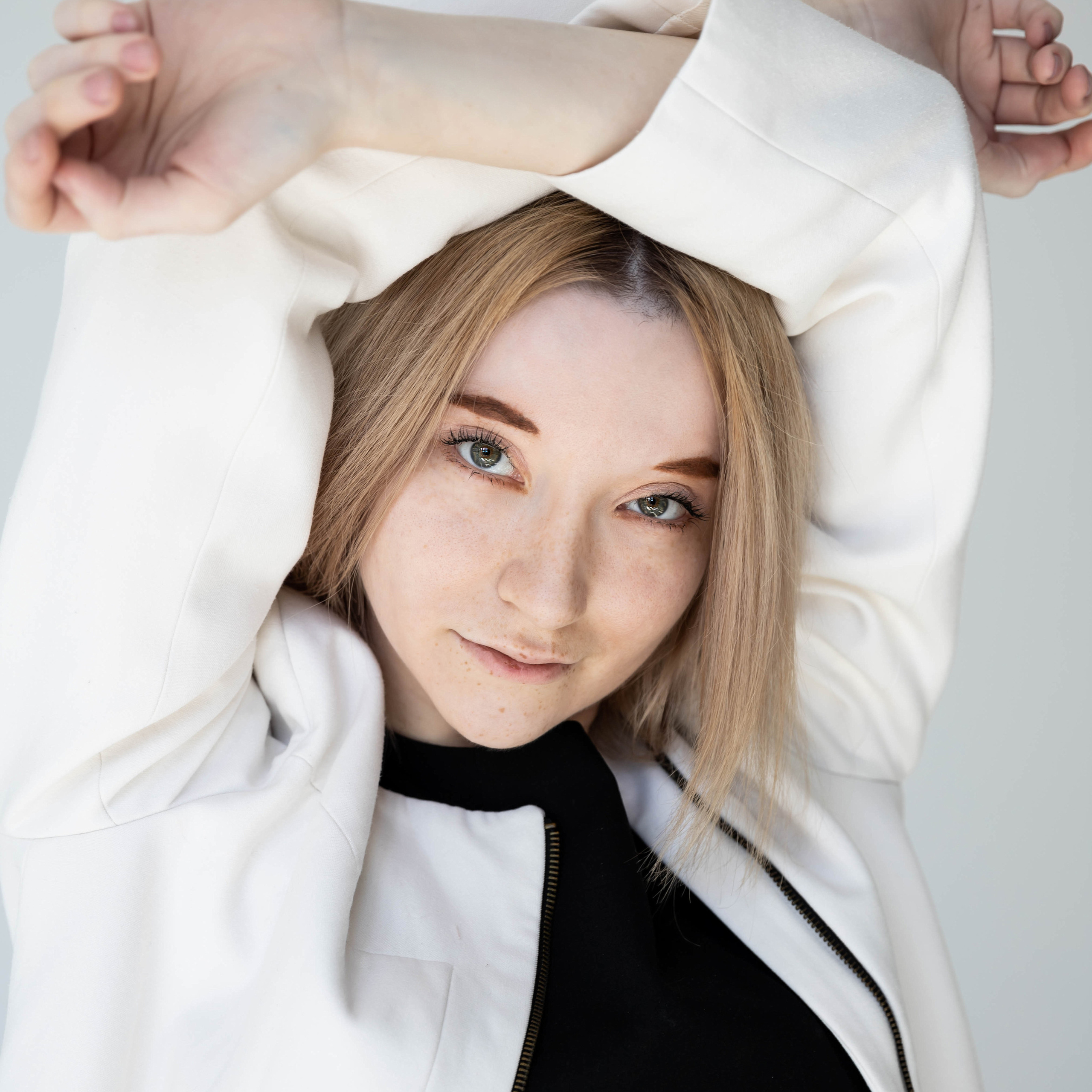 Аня. Циклорама