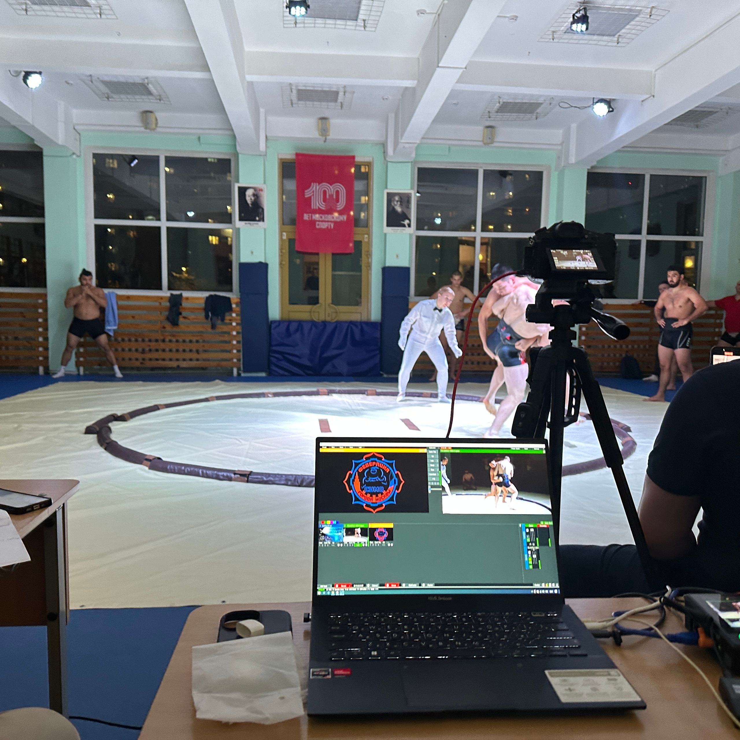 Спортивные мероприятия. Гравировка / Прямые трансляции