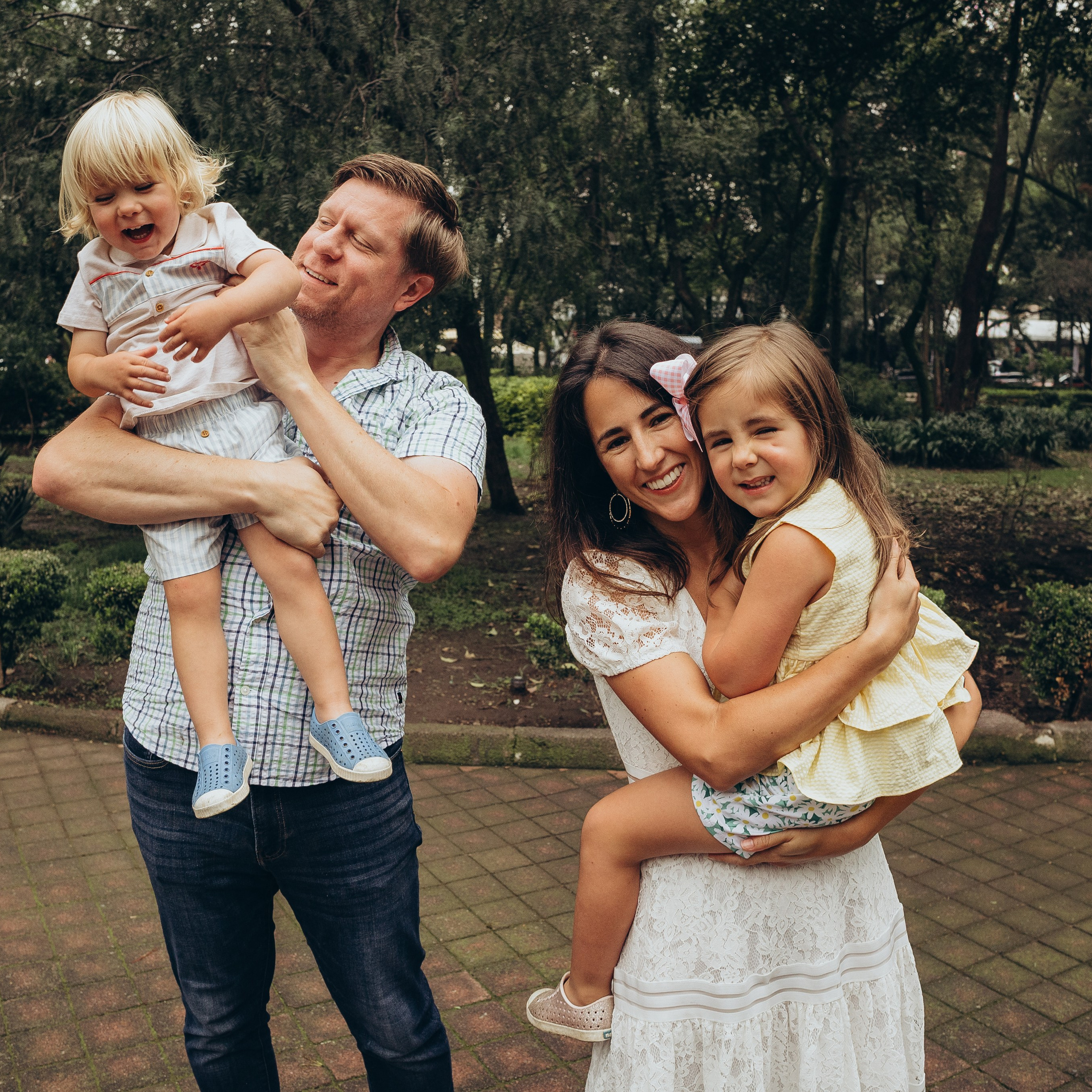 Семья Ровены и Брендона