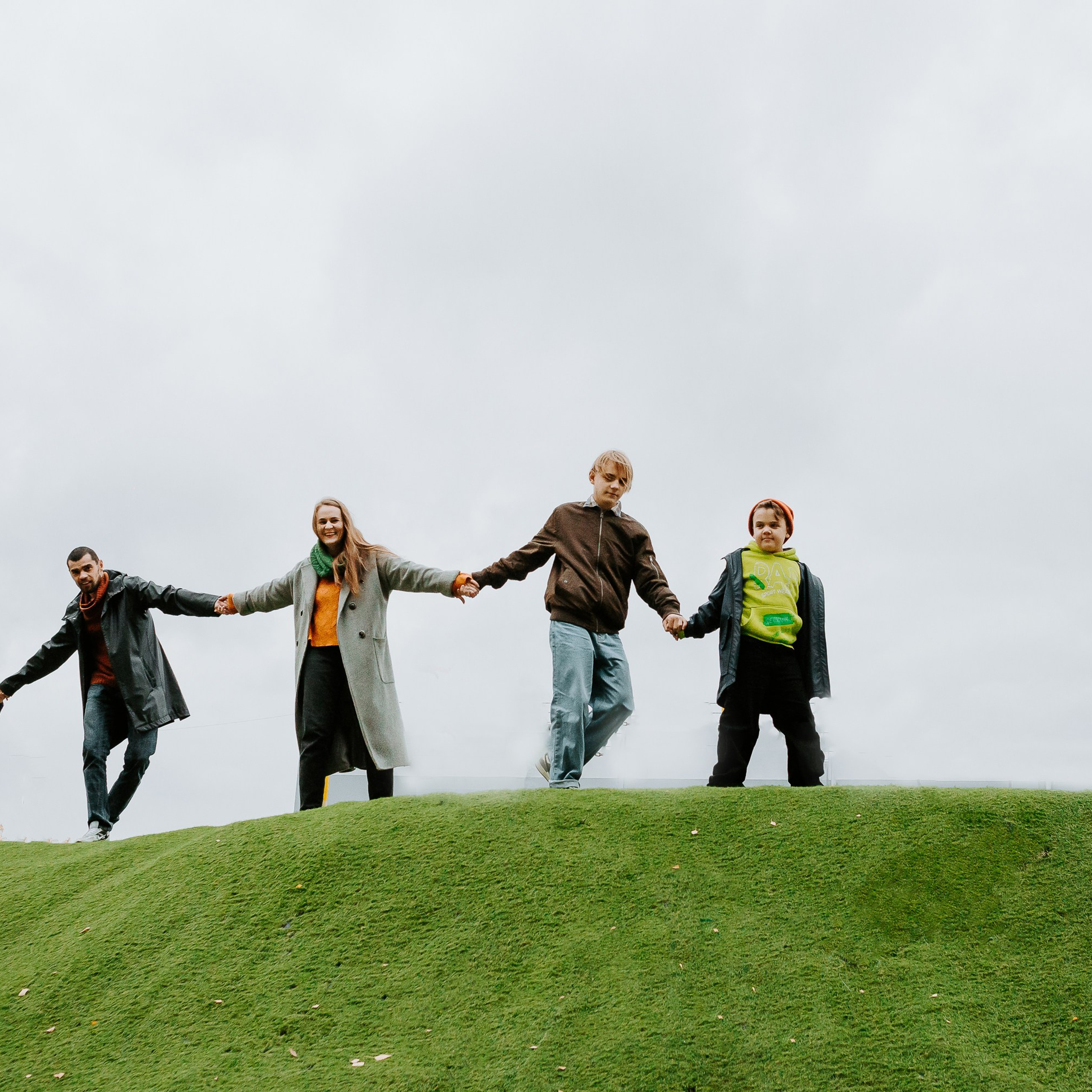 Семейная прогулка