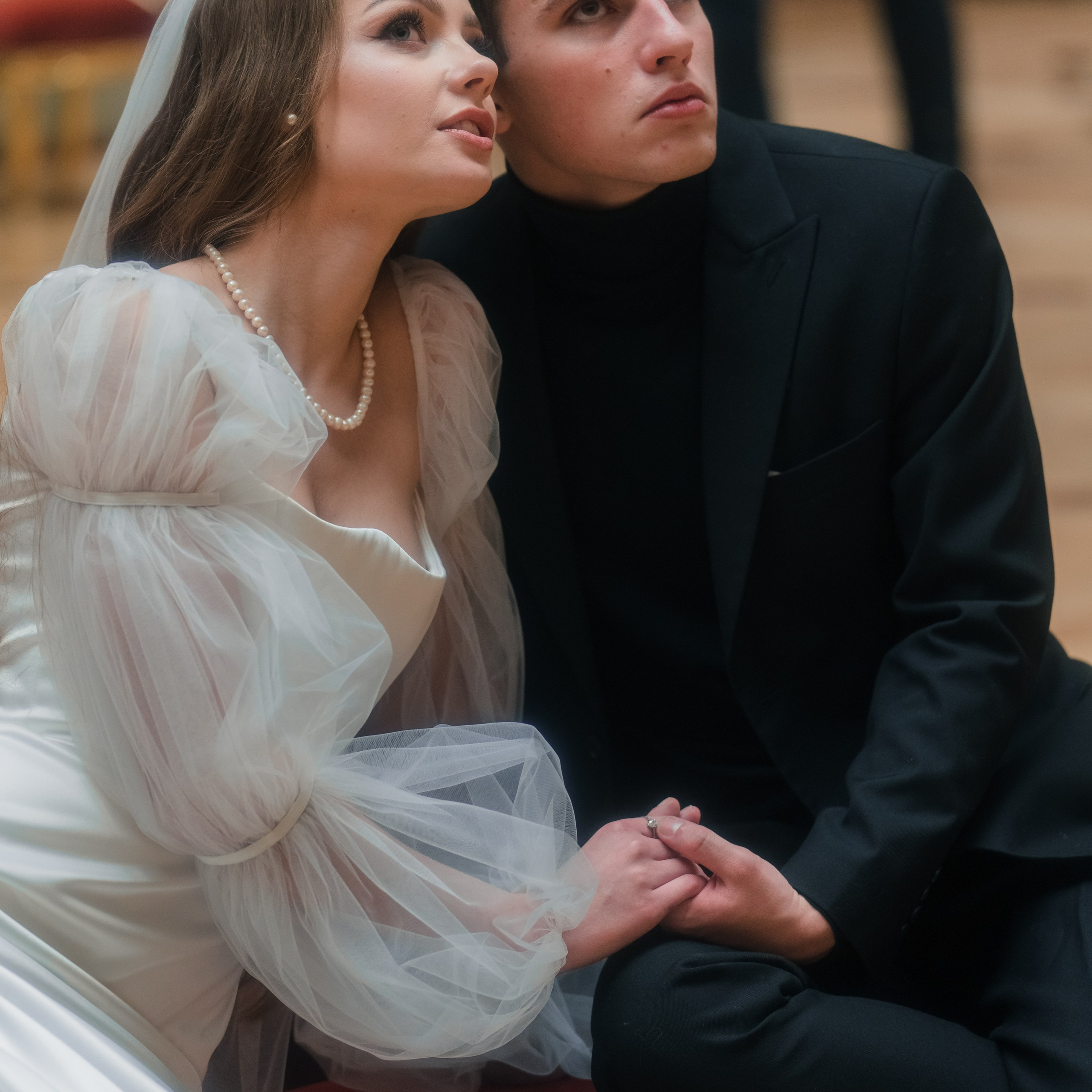 Посмотрите на чудесные отзывы свадебного и фотографа и видеографа