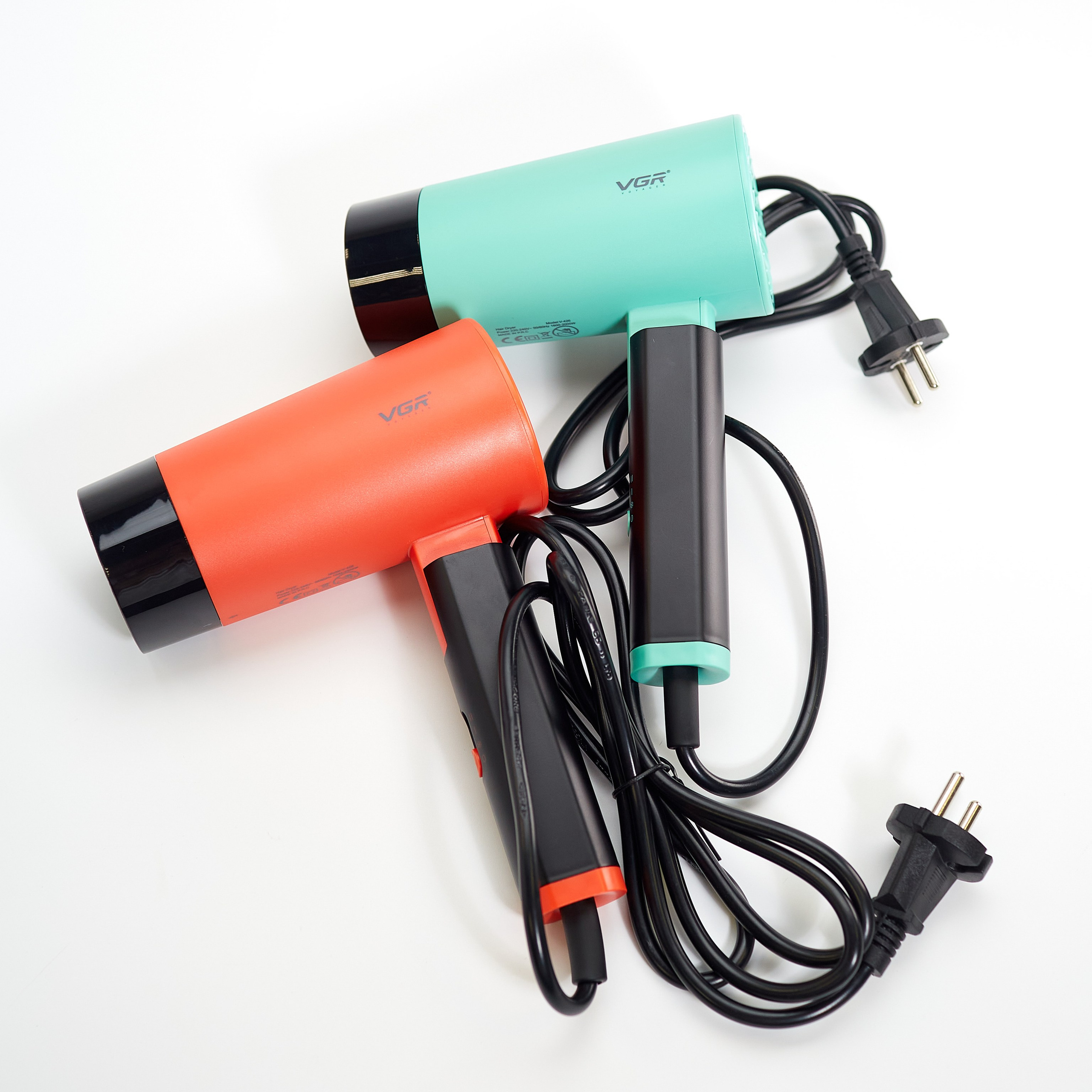 Съемка для маркетплейса  предметная съемка  фен  общий план белый фон 