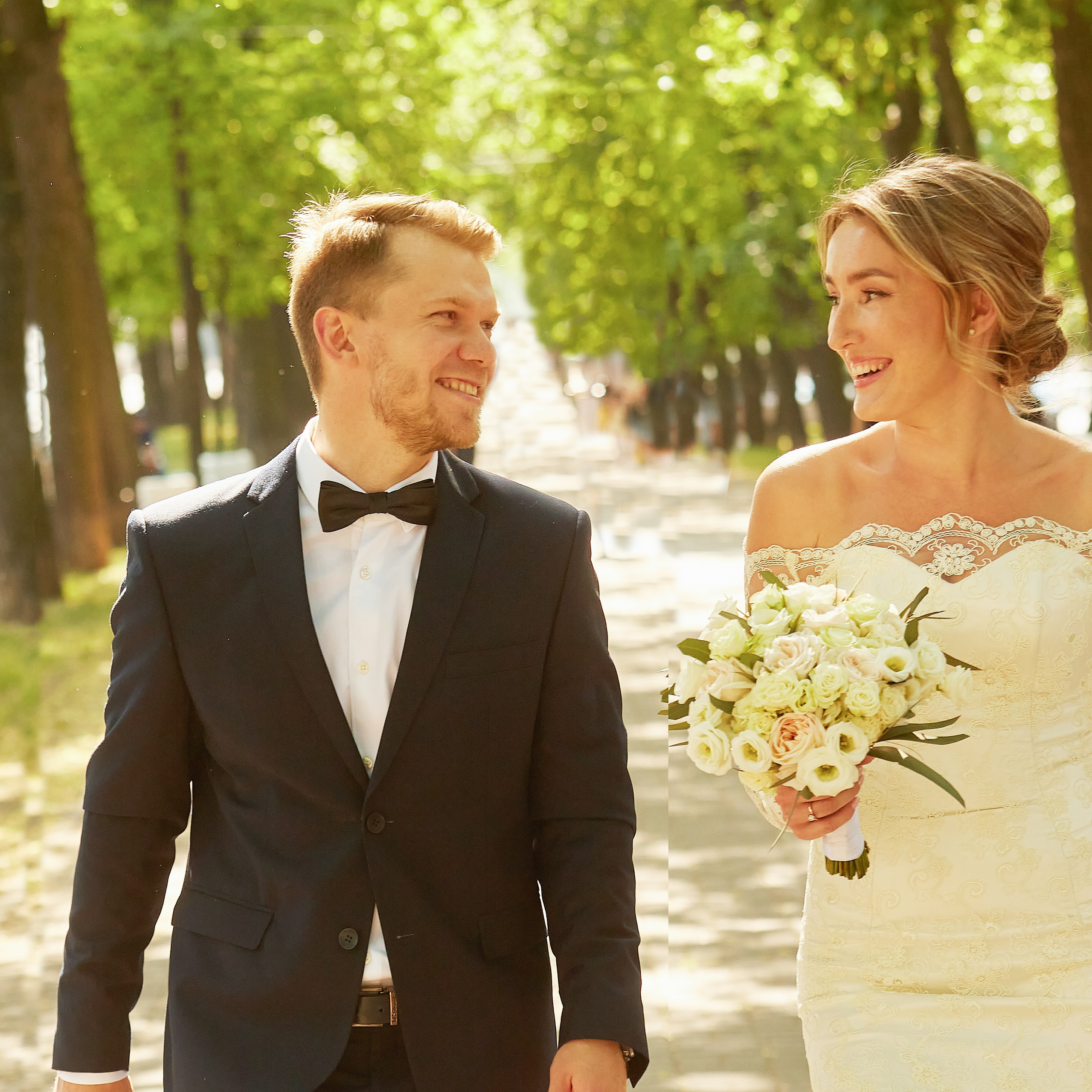 муж и жена в центре свадебный фотограф Гранкин Александр Санкт-Петербург  