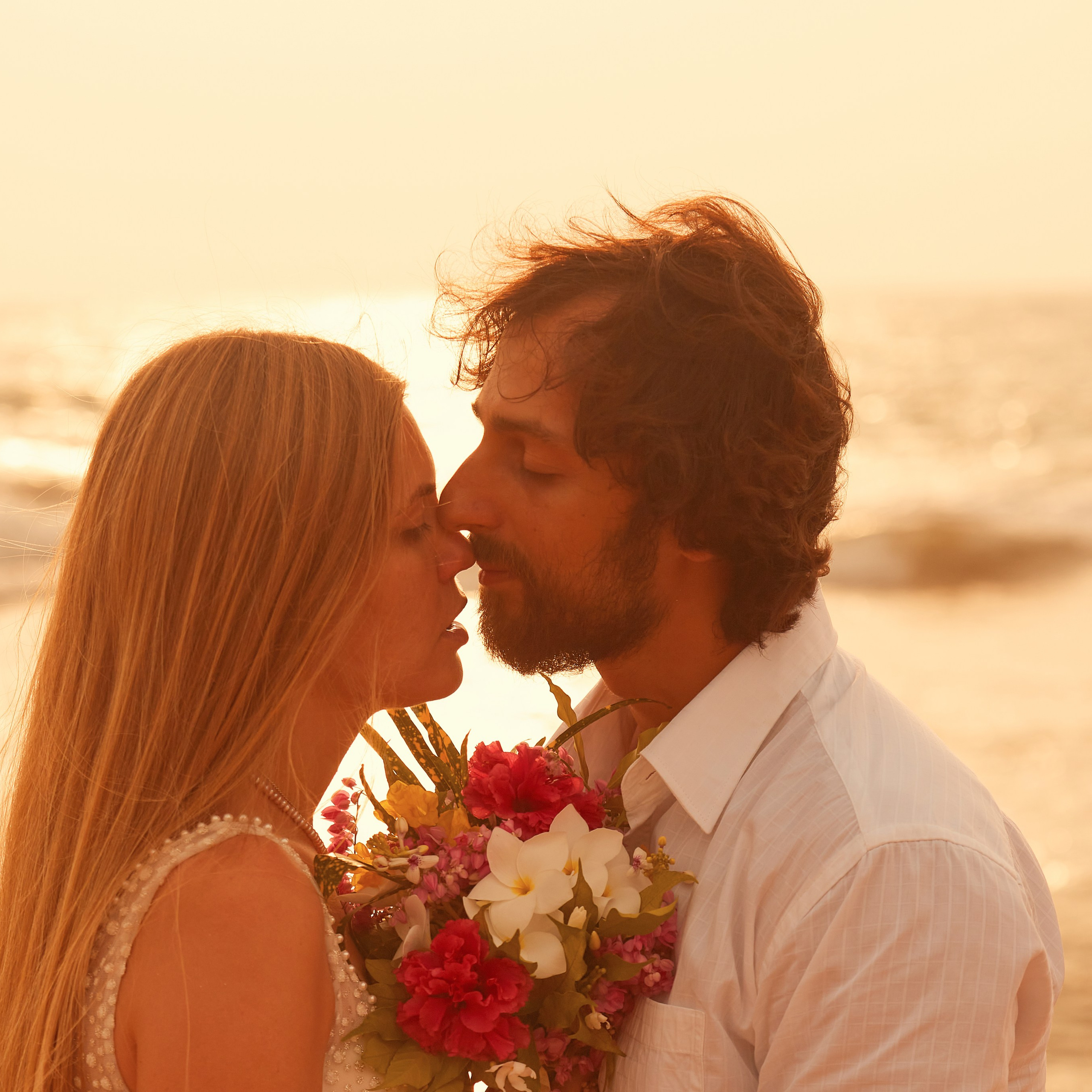 жених и невеста портрет на закате свадебный фотограф Гранкин Александр Санкт-Петербург  