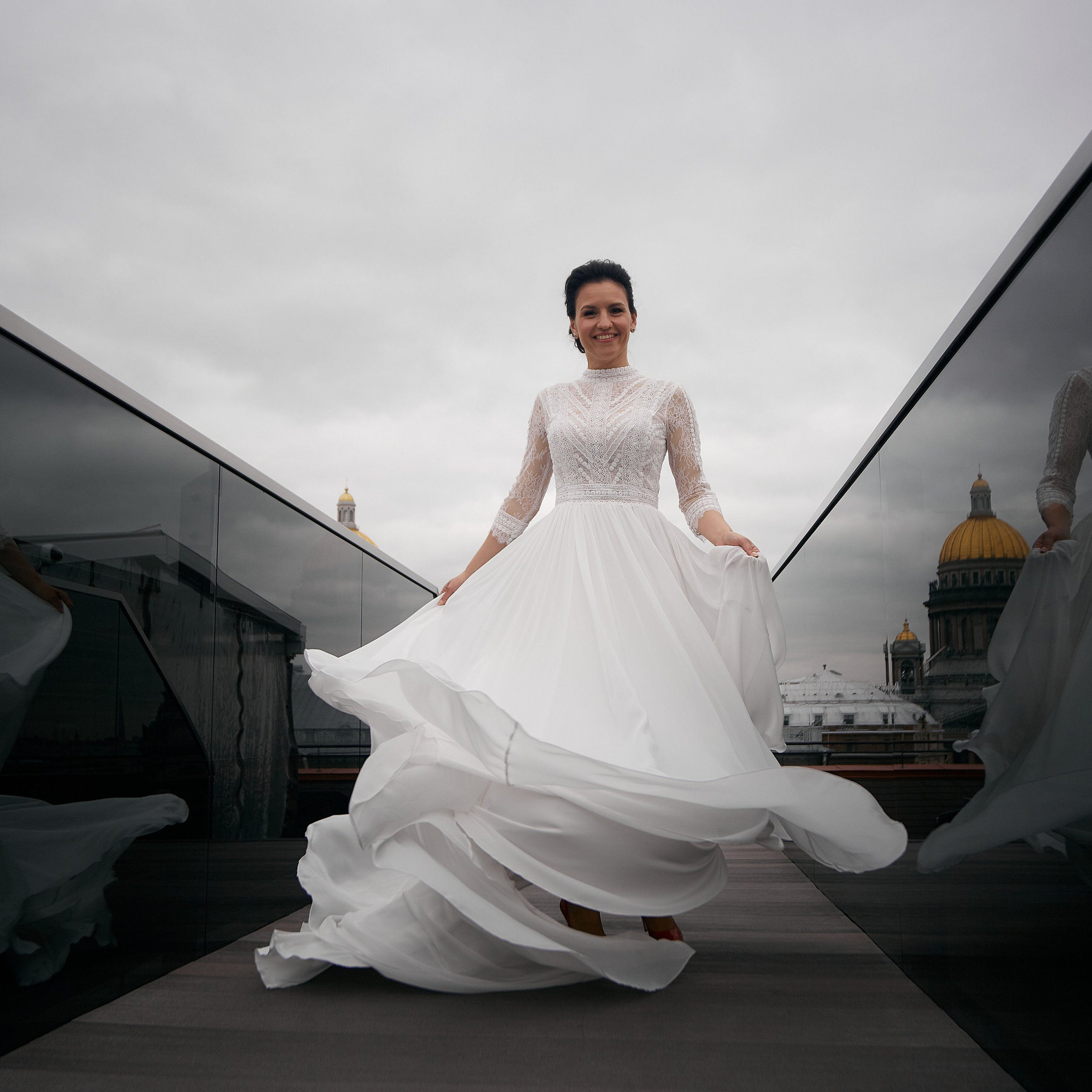 Невеста прогулка по городу свадебный фотограф Гранкин Александр Санкт-Петербург  