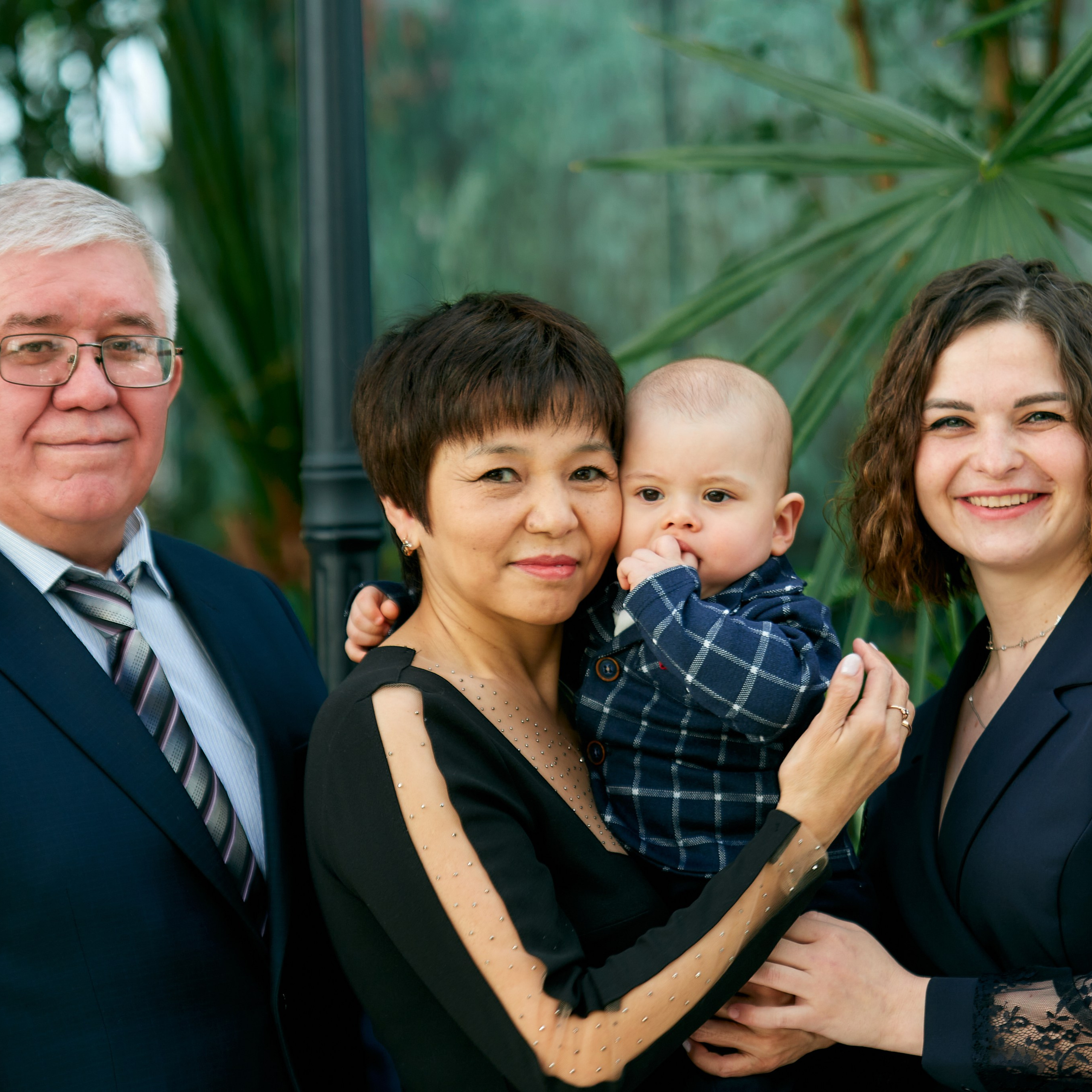 в торжественном зале регистрация малютка  семейный  фотограф Гранкин Александр Санкт-Петербург 