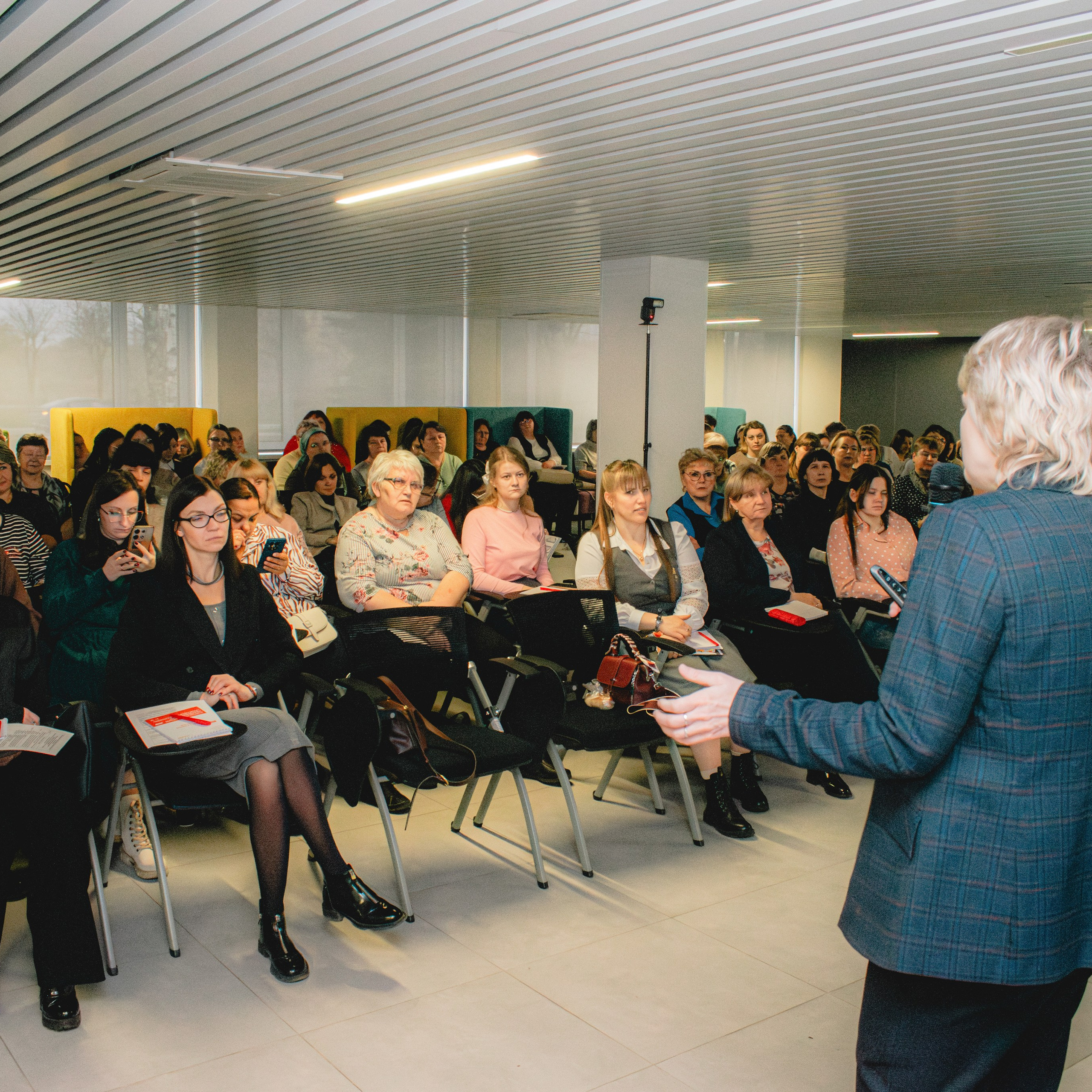 Движение первых. Разговор о важном. Репортажный фотограф Даниил Чеснов | Тверь