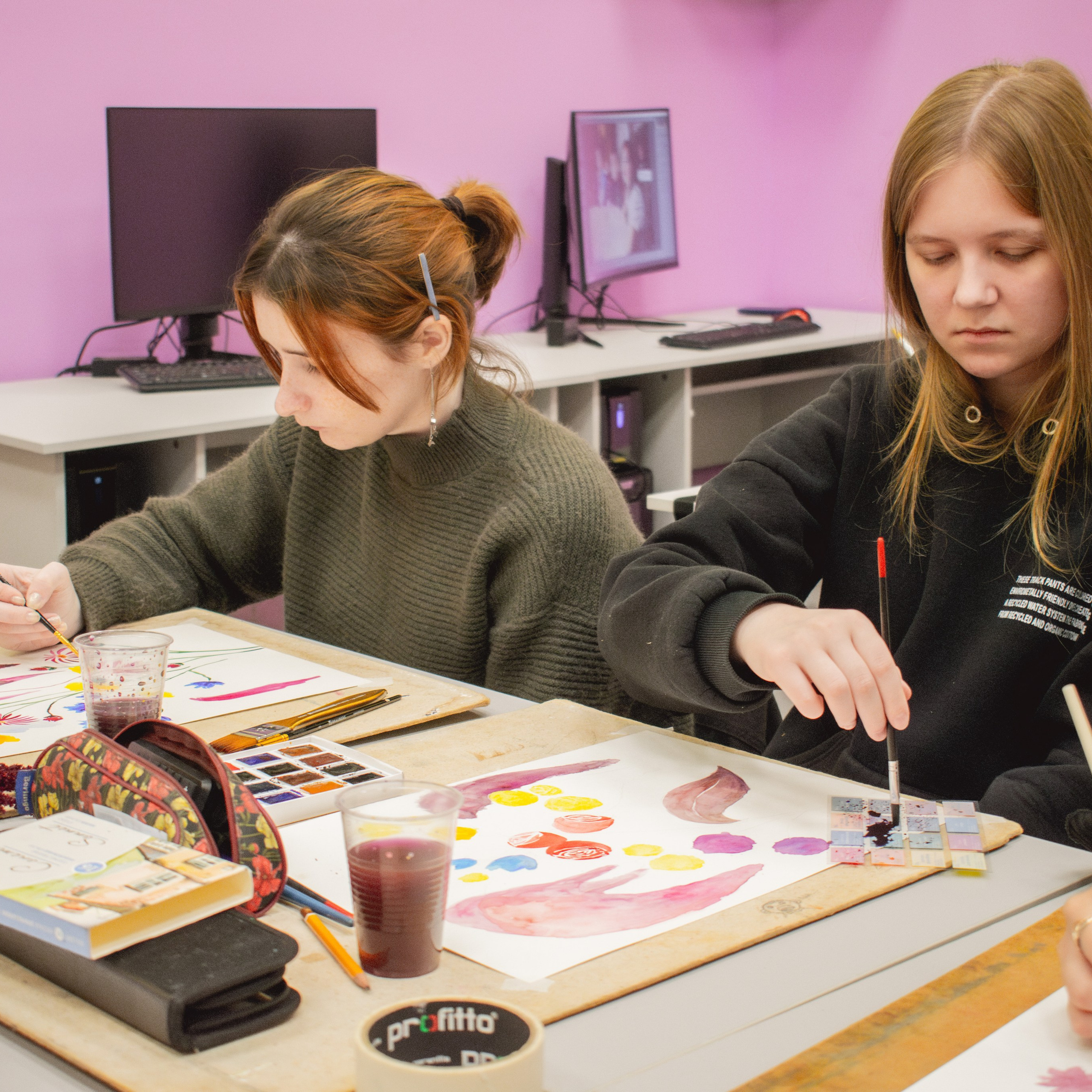 Занятие по рисованию в колледже «ТПЭК». Репортажный фотограф Даниил Чеснов | Тверь