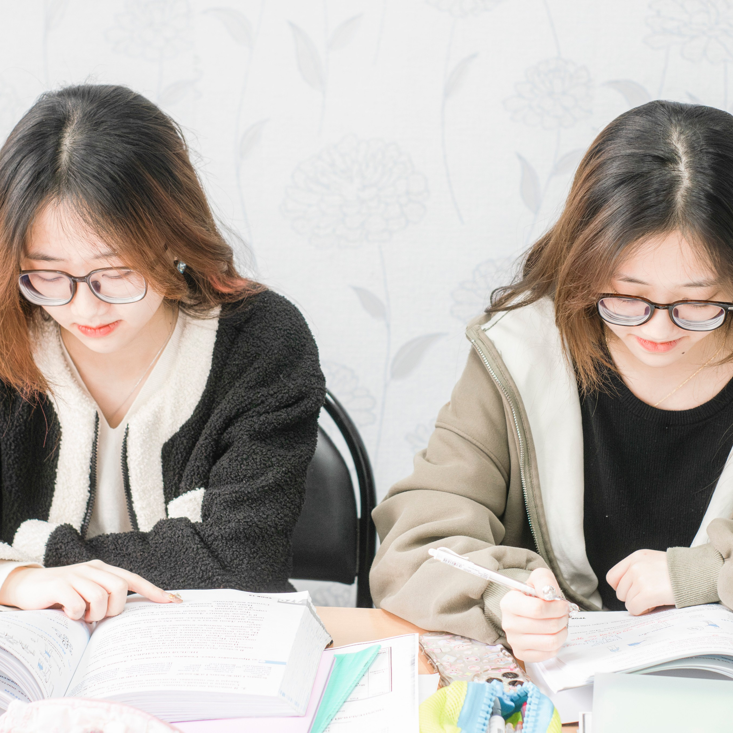 Урок русского языка | «ТвГУ». Репортажный фотограф Даниил Чеснов | Тверь