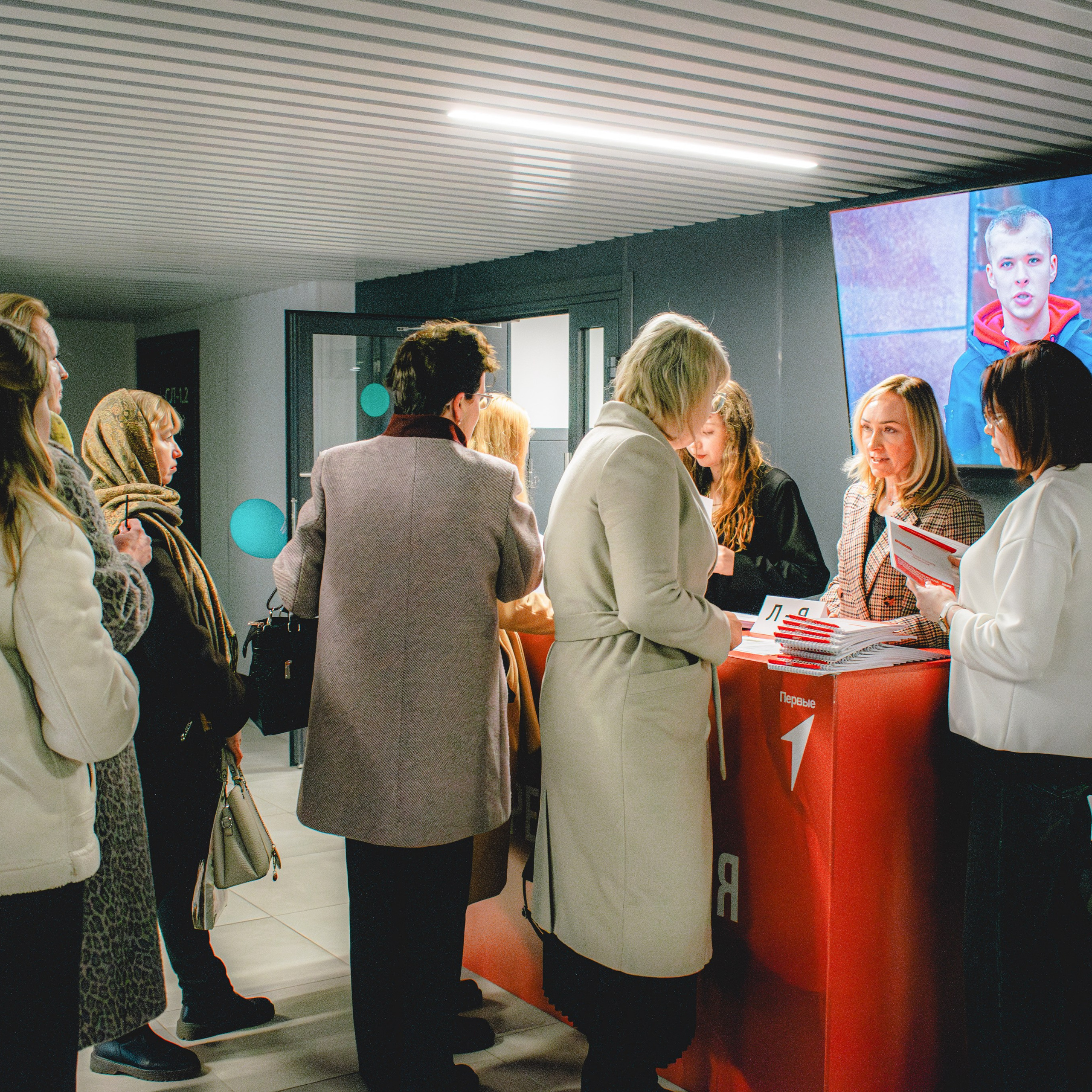 Движение первых. Разговор о важном. Репортажный фотограф Даниил Чеснов | Тверь