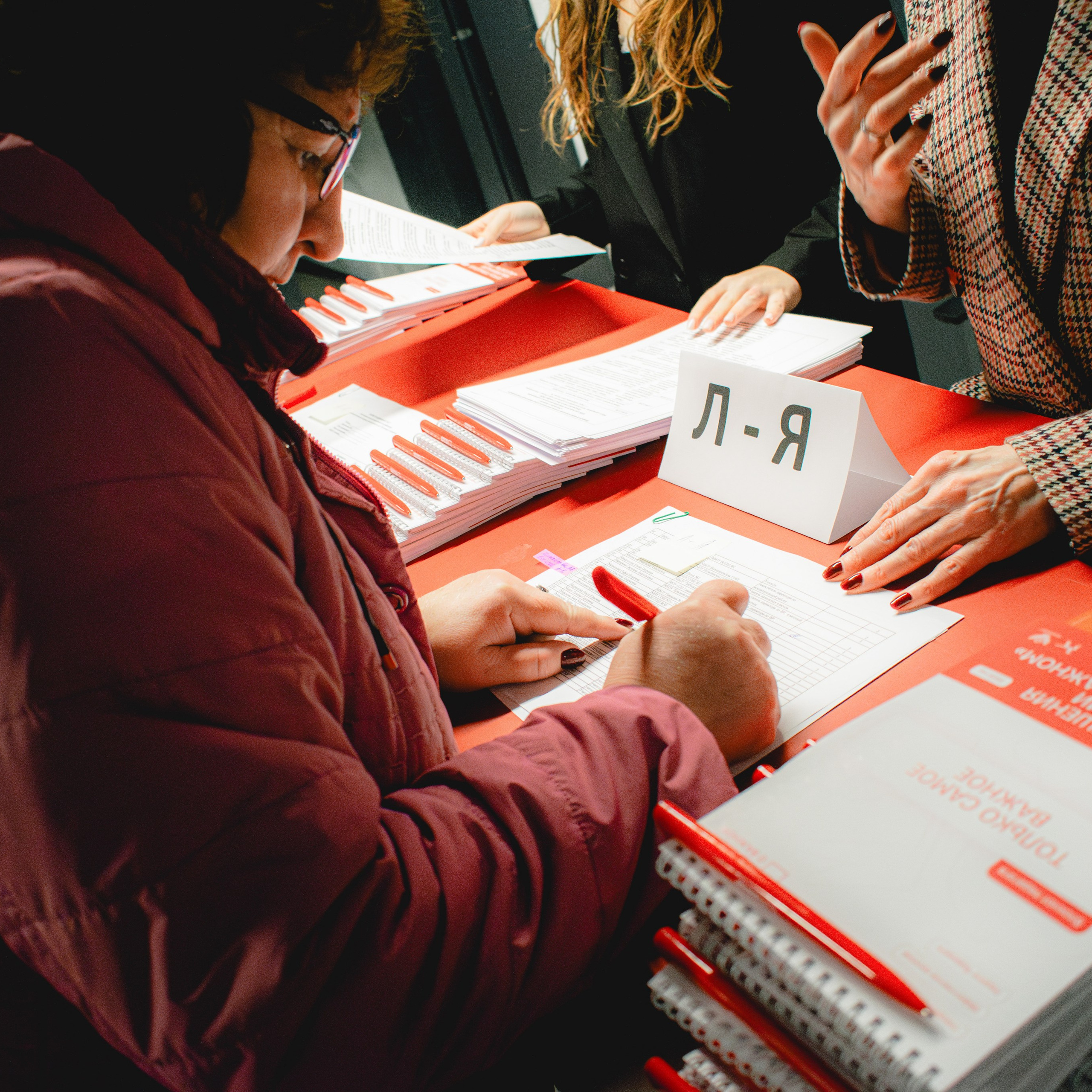 Движение первых. Разговор о важном. Репортажный фотограф Даниил Чеснов | Тверь