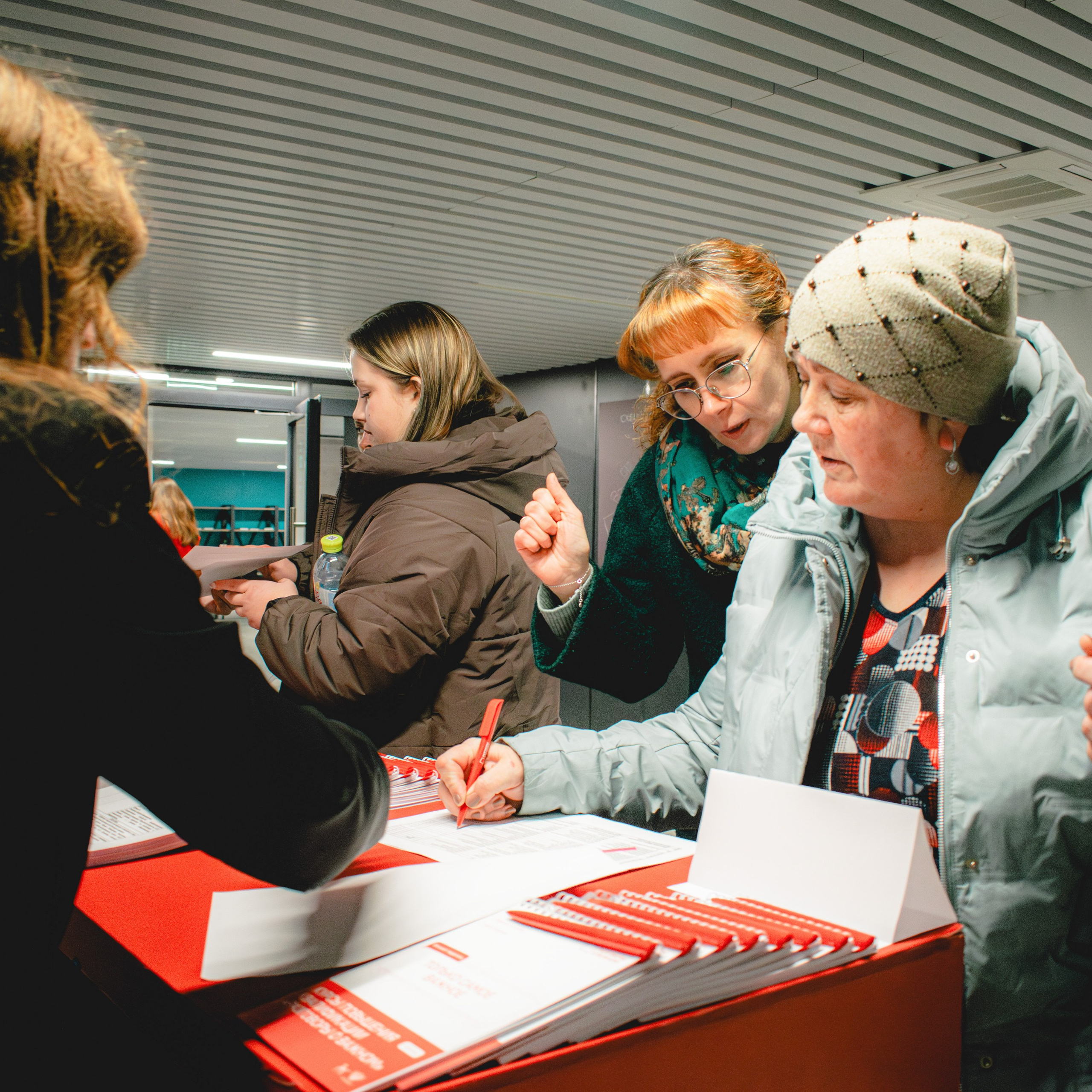 Движение первых. Разговор о важном. Репортажный фотограф Даниил Чеснов | Тверь