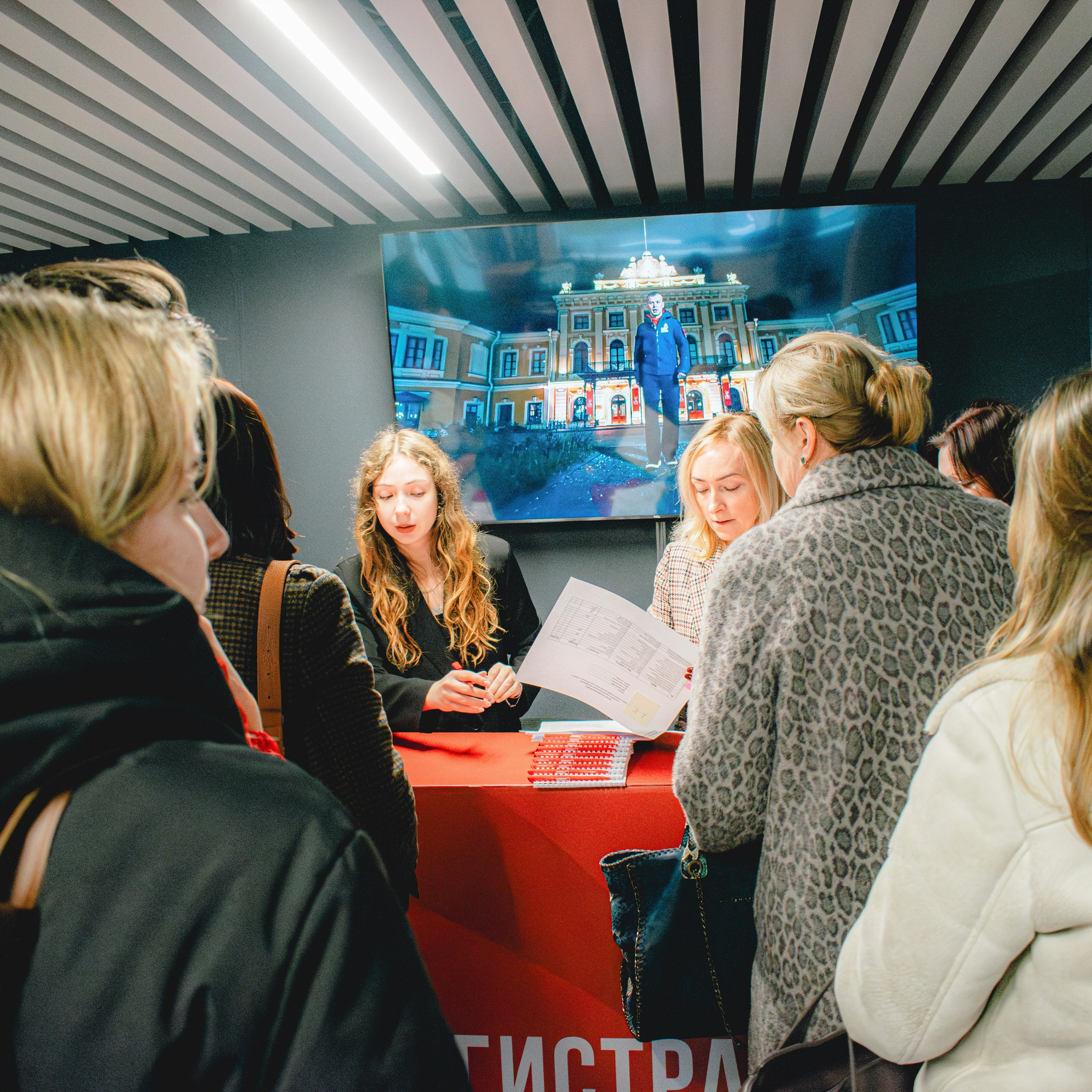 Движение первых. Разговор о важном. Репортажный фотограф Даниил Чеснов | Тверь
