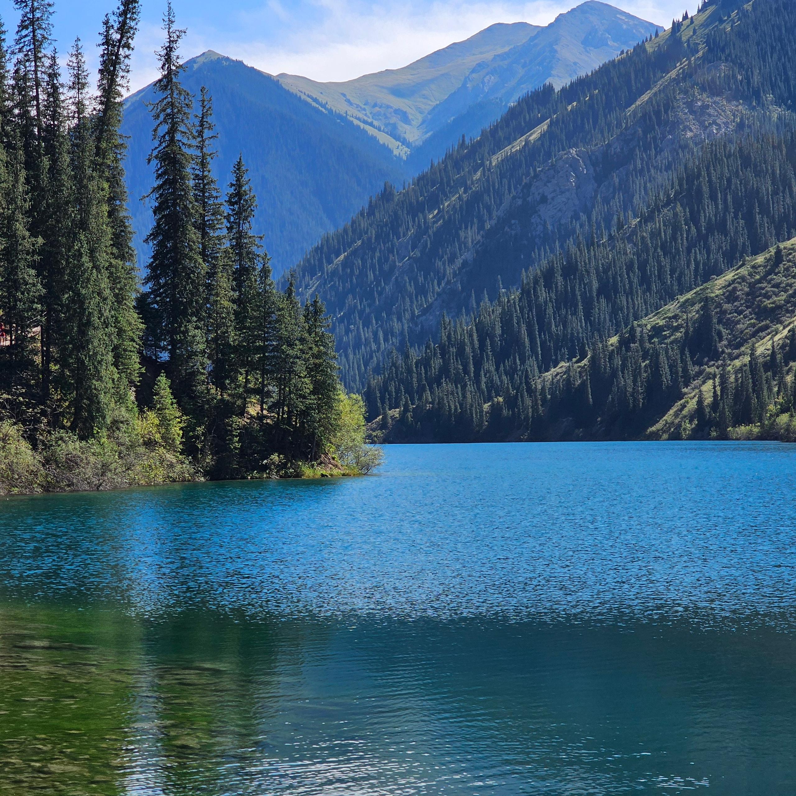 Экскурсия и тур на озеро Кольсай из Алматы