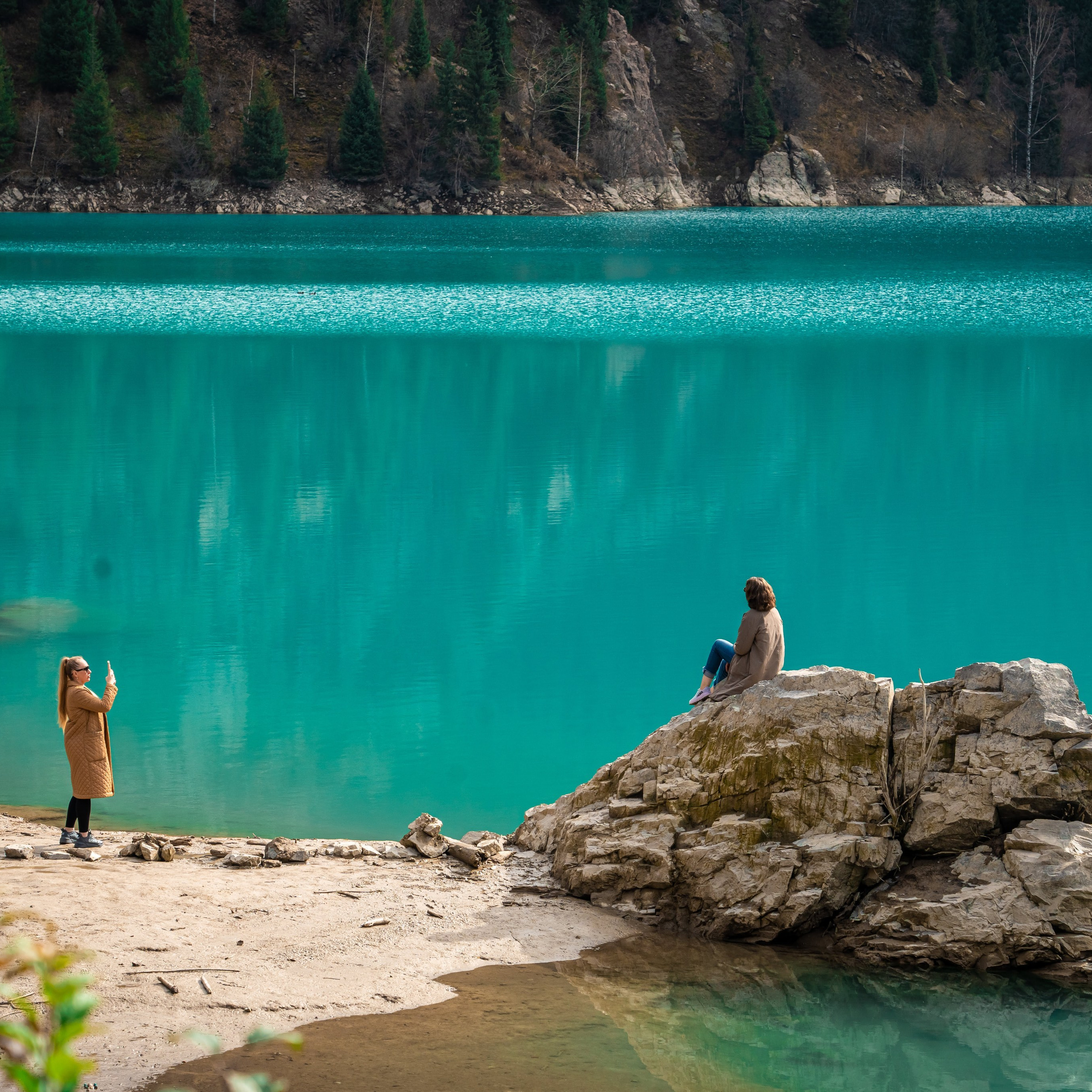 Экскурсия и тур на Плато Ассы, водопад Медвежий и озеро Иссык из Алматы