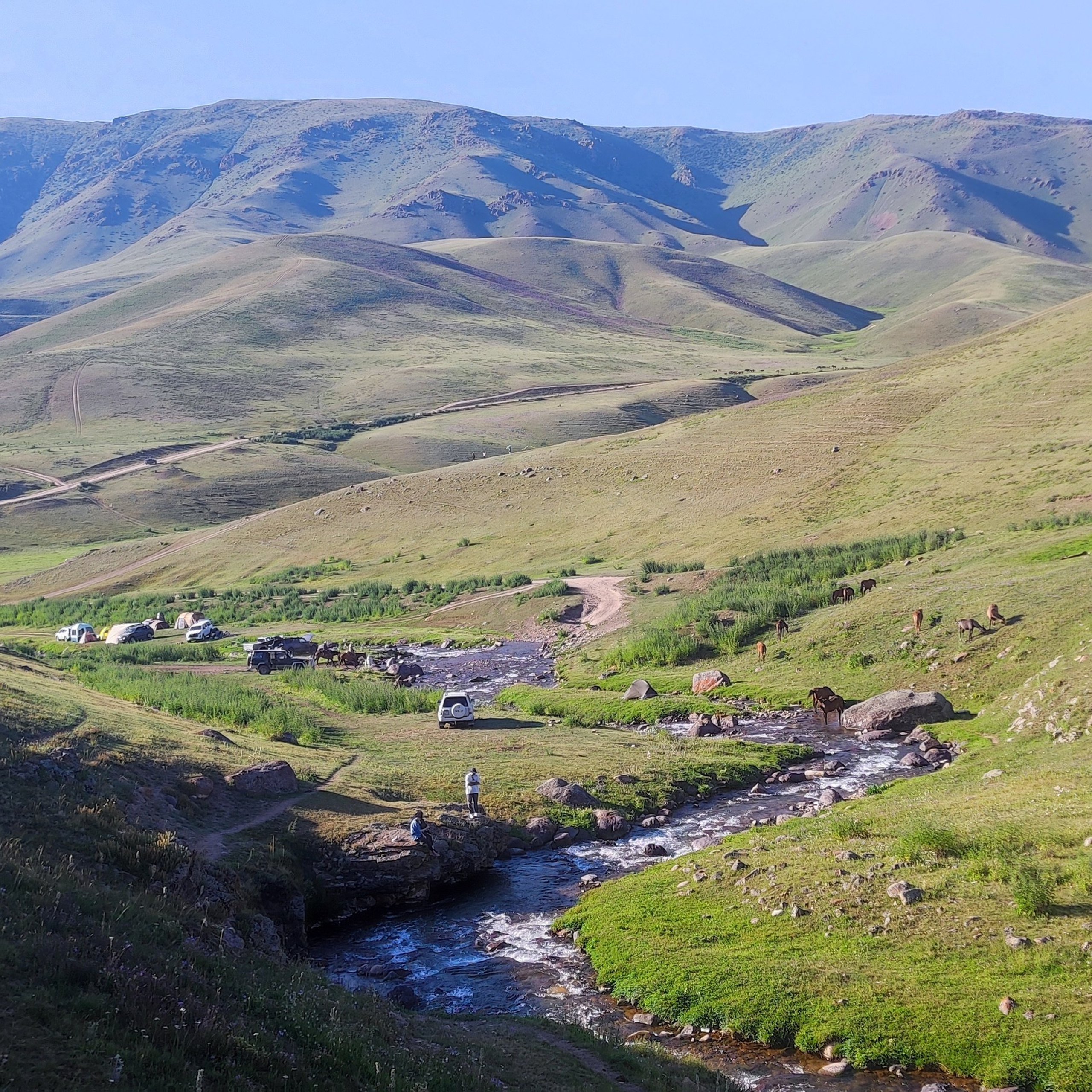 Экскурсия и тур на Плато Ассы, водопад Медвежий и озеро Иссык из Алматы