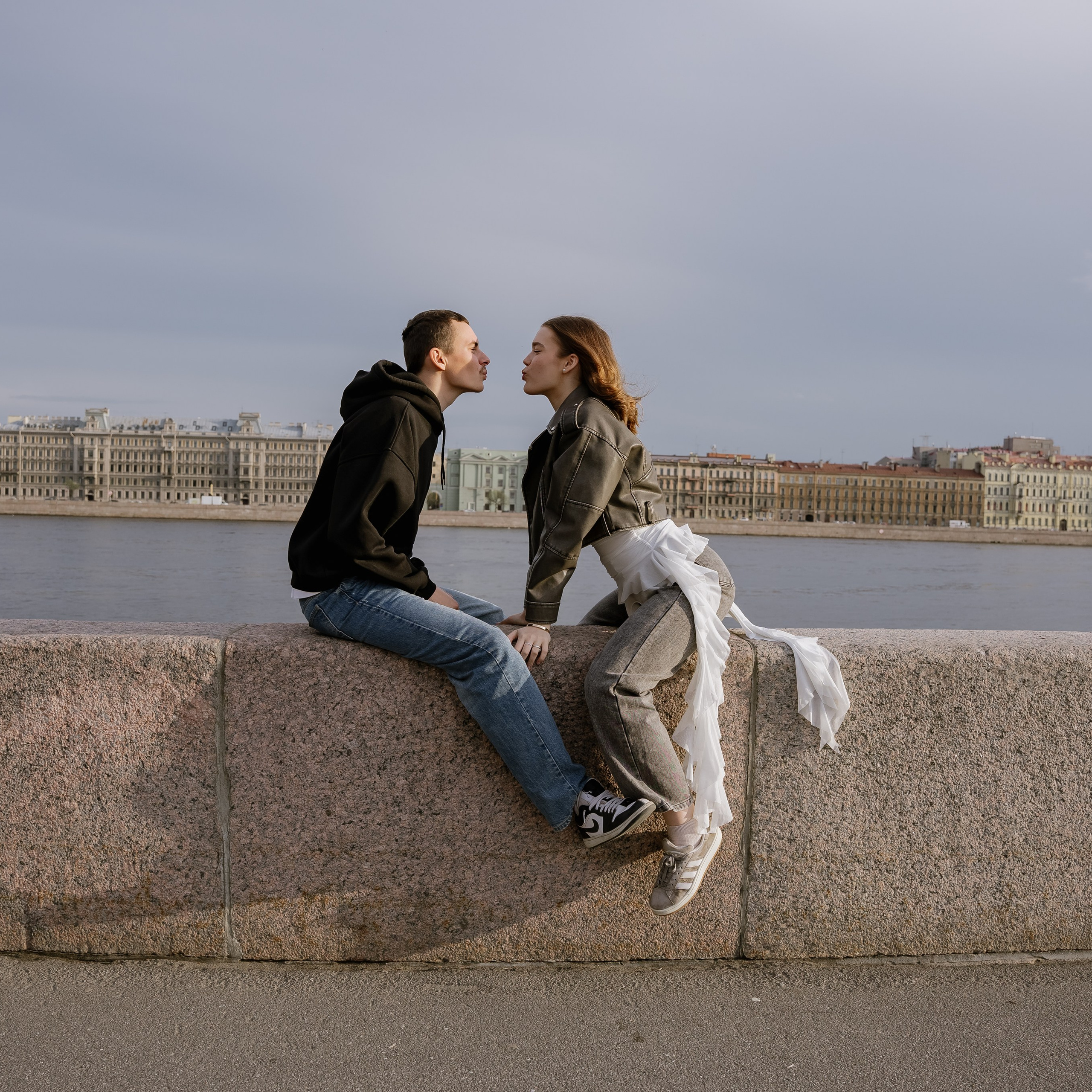 Прогулка у Невы