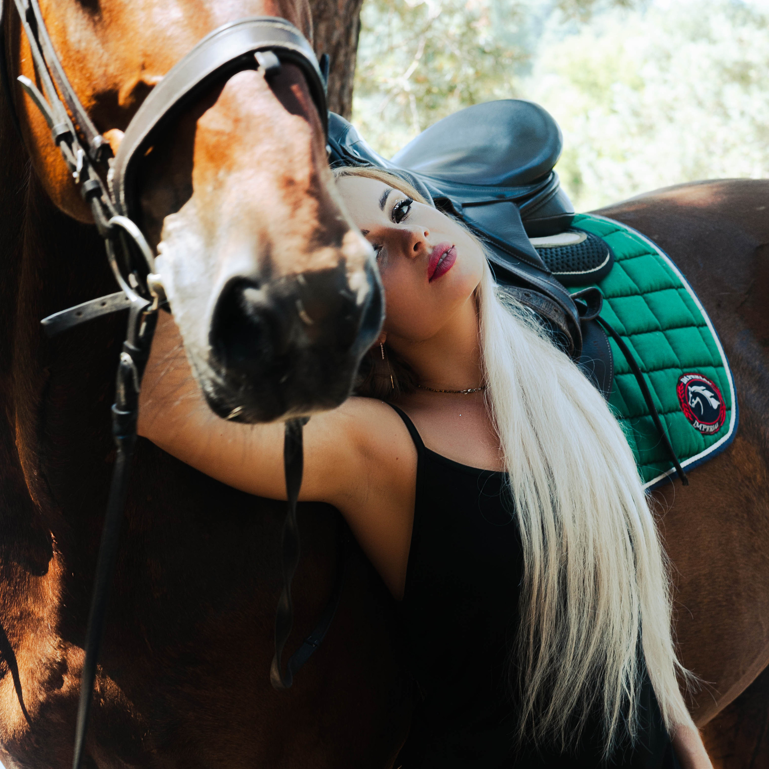 Катя Эльстар