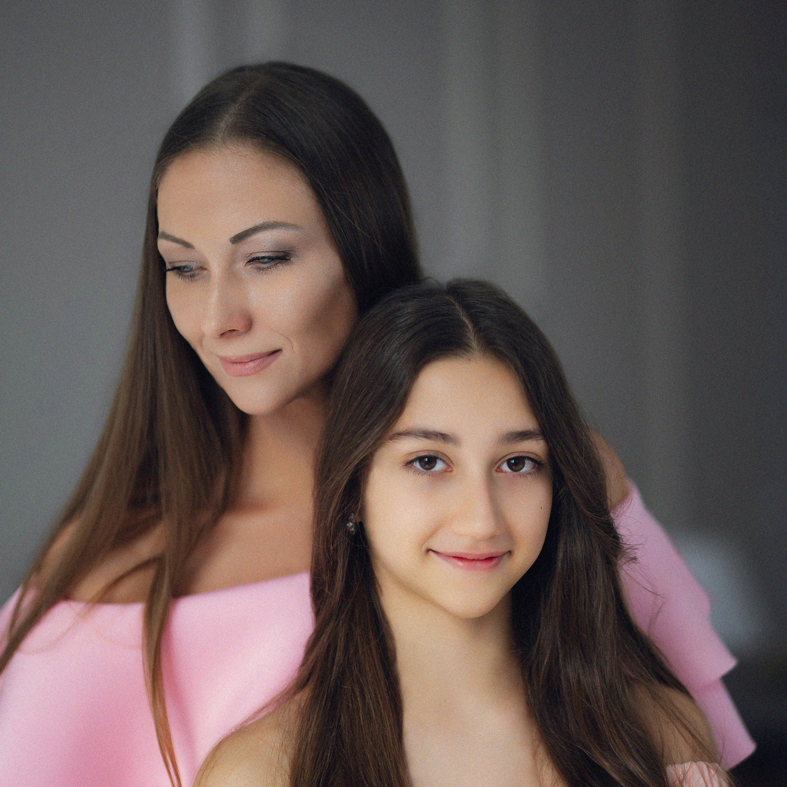 Алёна и Вика