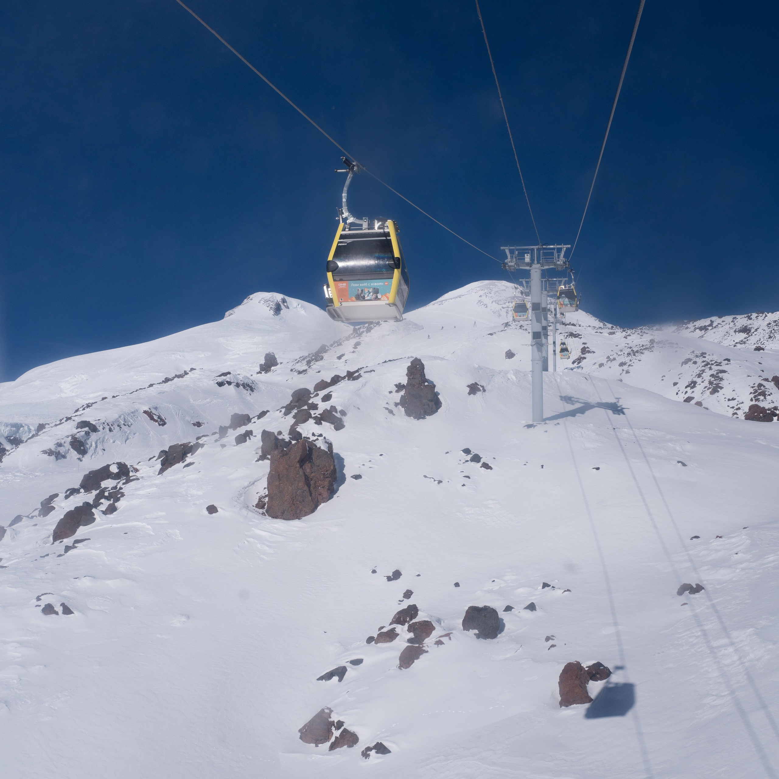 Съёмка рекламных баннеров на канатке Эльбрус для ДНС-Xiaomy