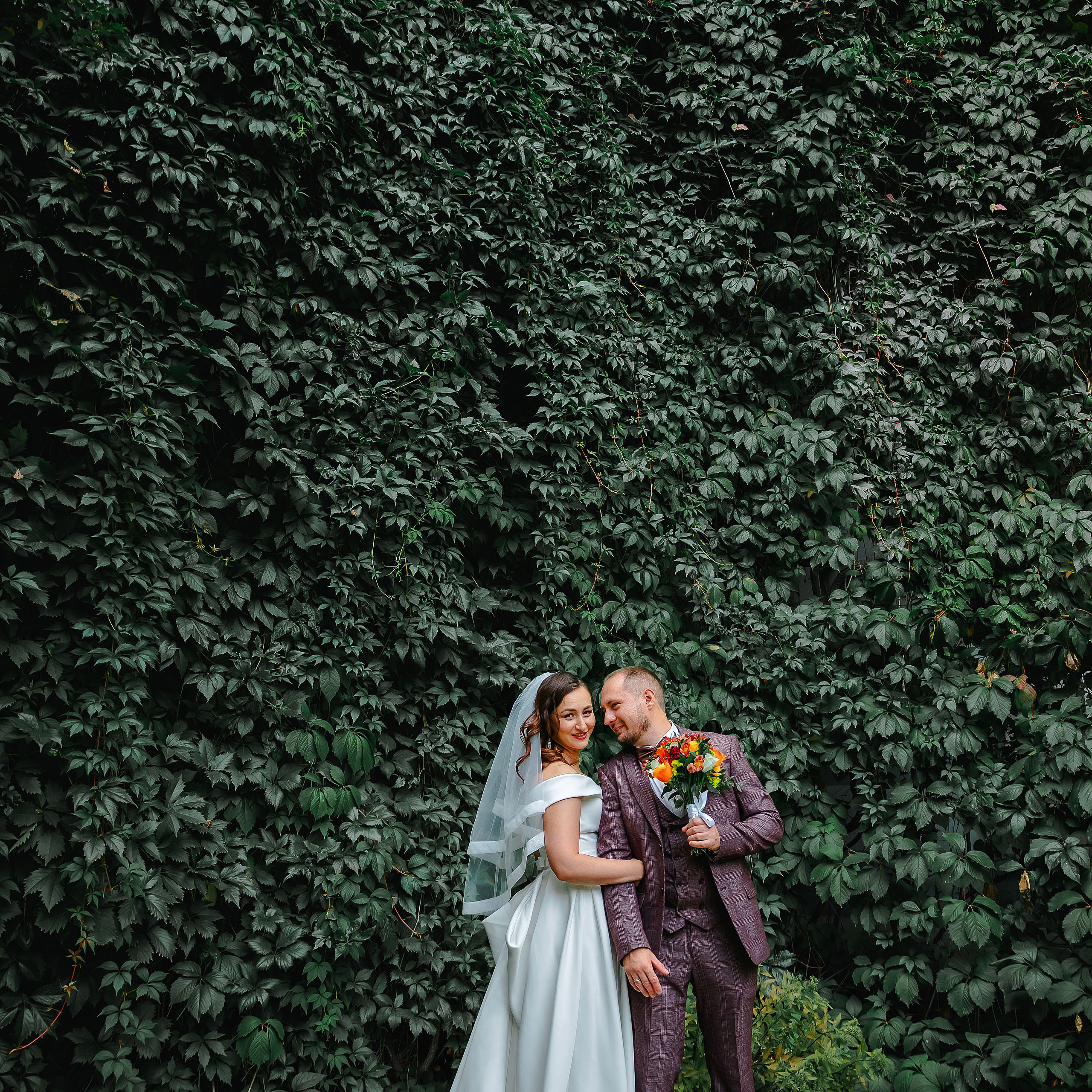 Максим и Светлана. Хабаровск. Сентябрь. Яркое солнце и проливной осенний дождь.