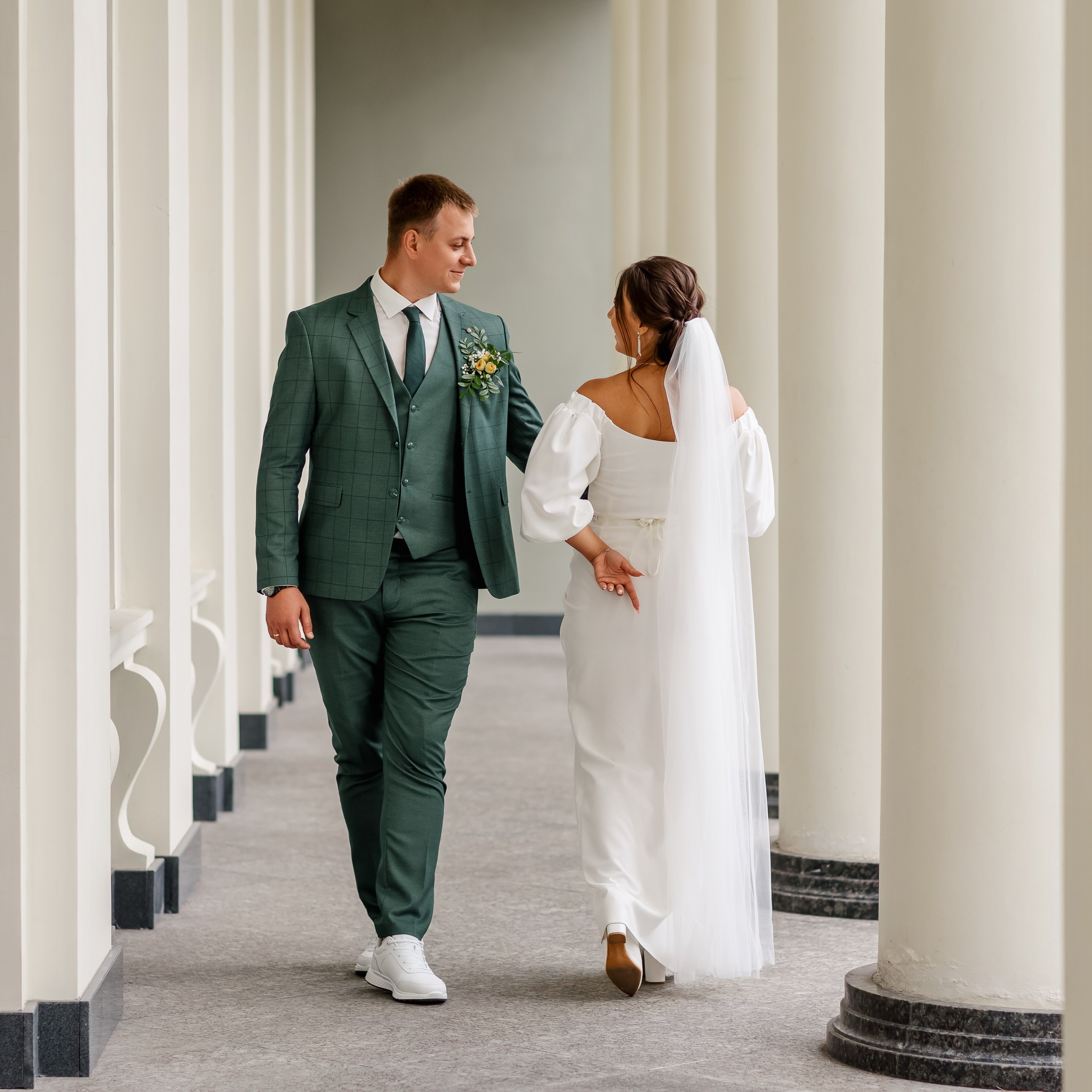 Олег и Юлия. Свадебная прогулка.