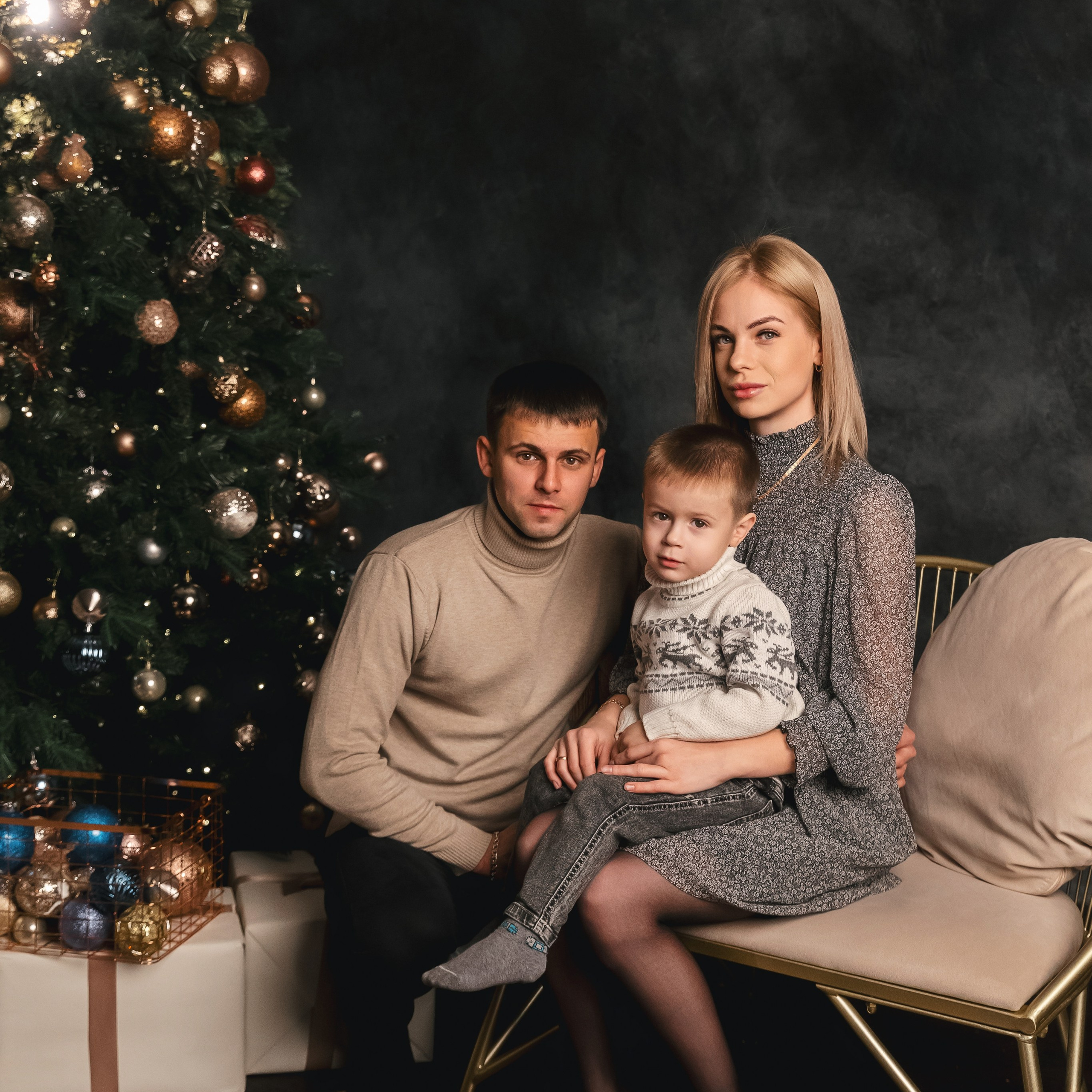 Новогодние фотосессии. Семейные