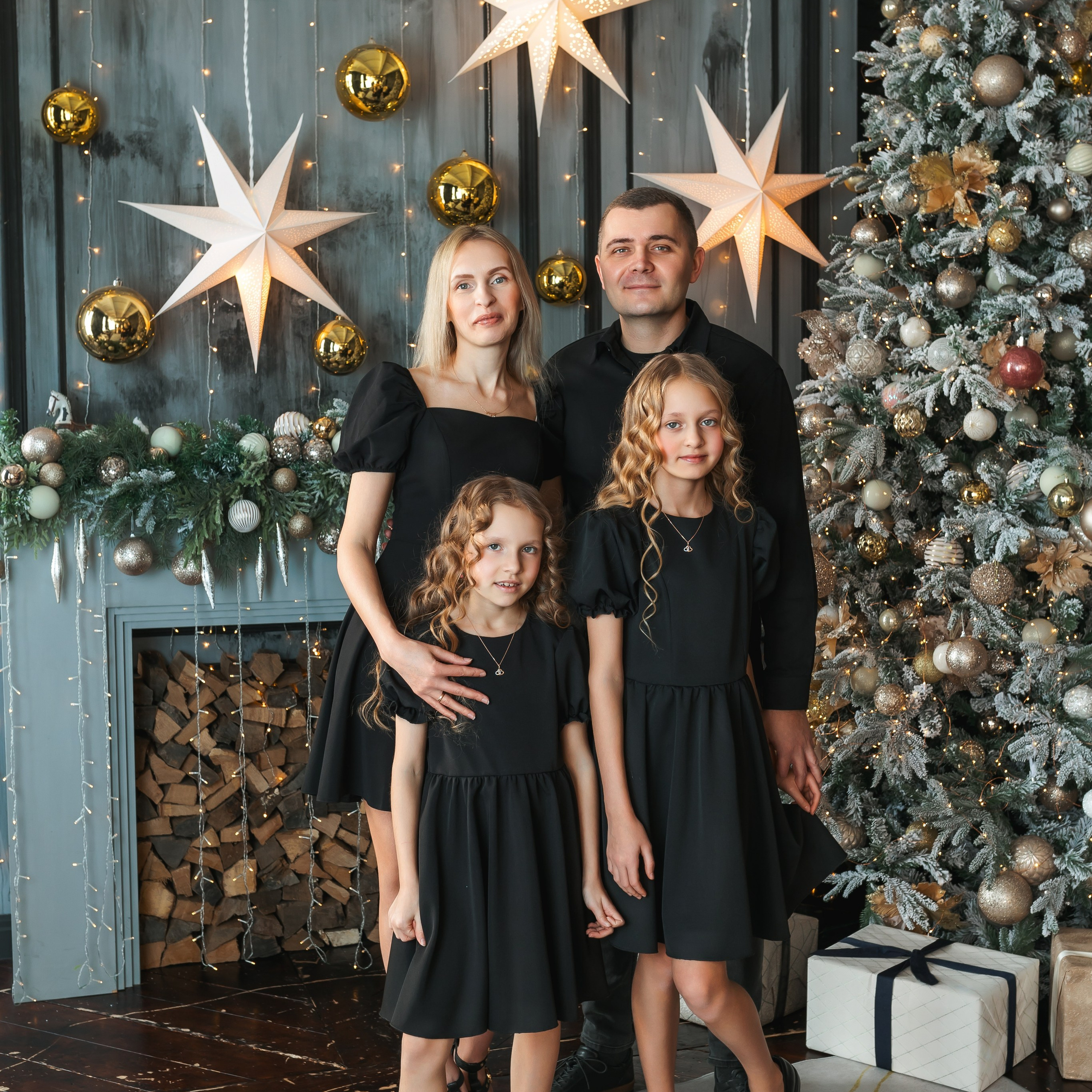 Семейная новогодняя фотосессия в Хабаровске