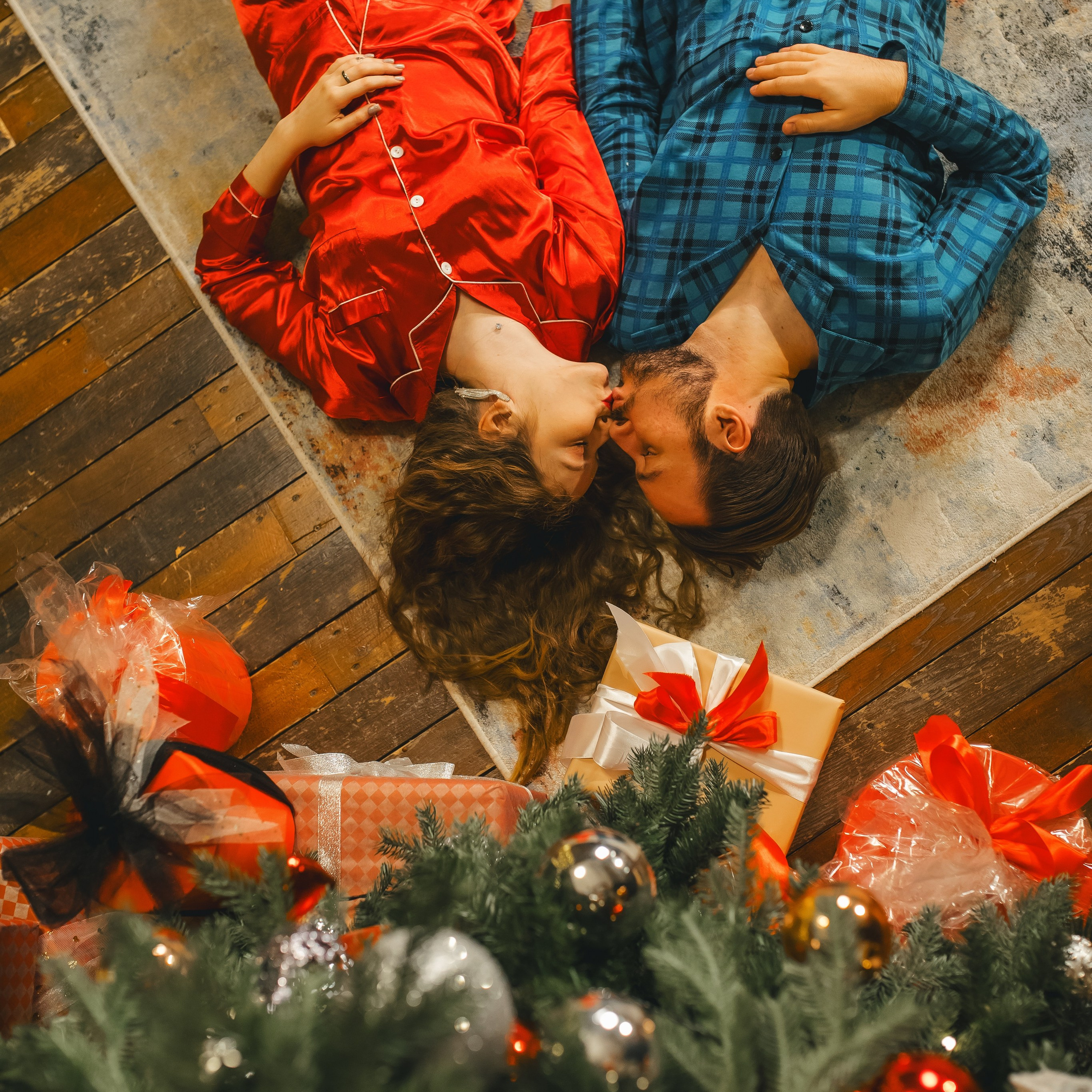 Семейный новогодний фотосет в студии Sputnik