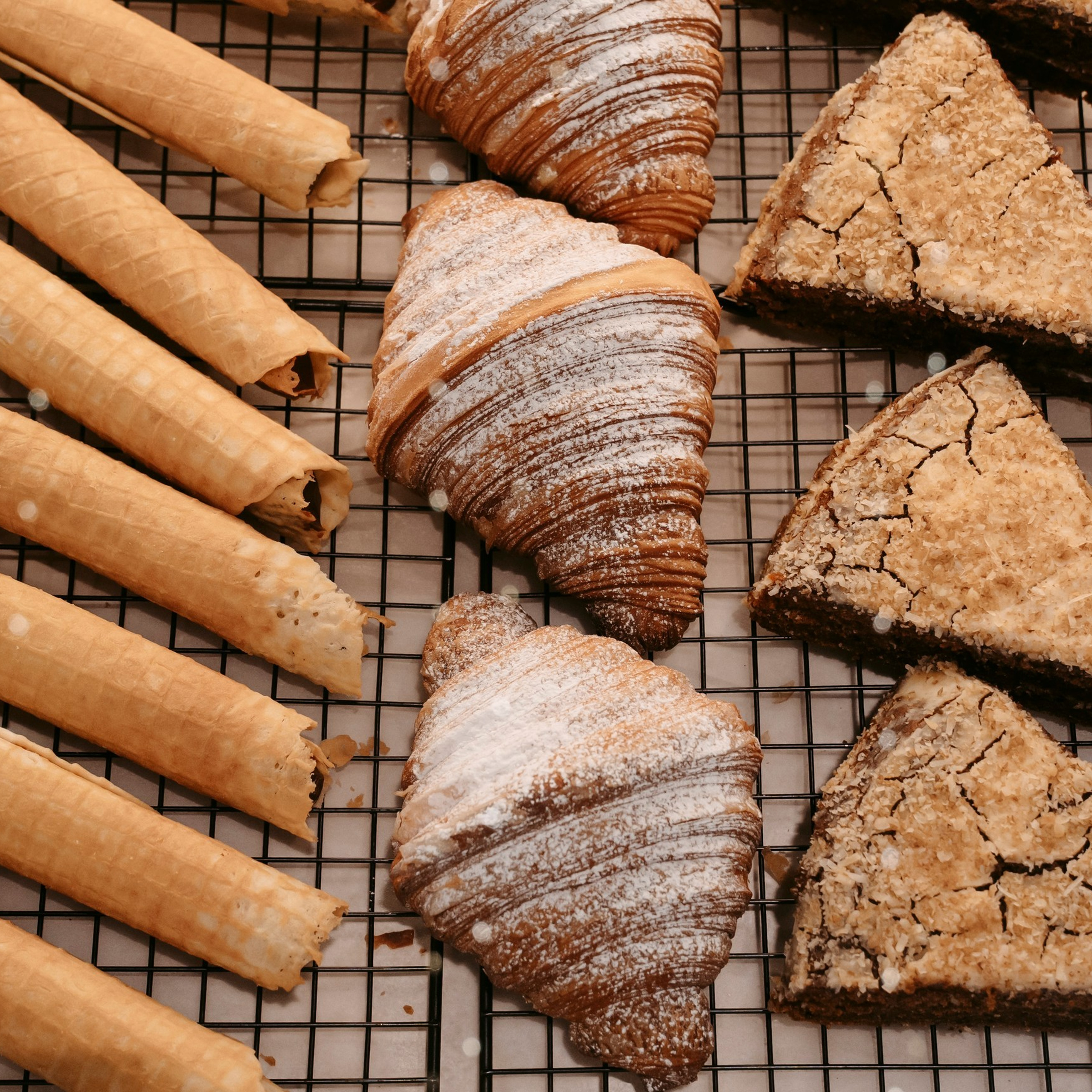 Skuratov, бранч