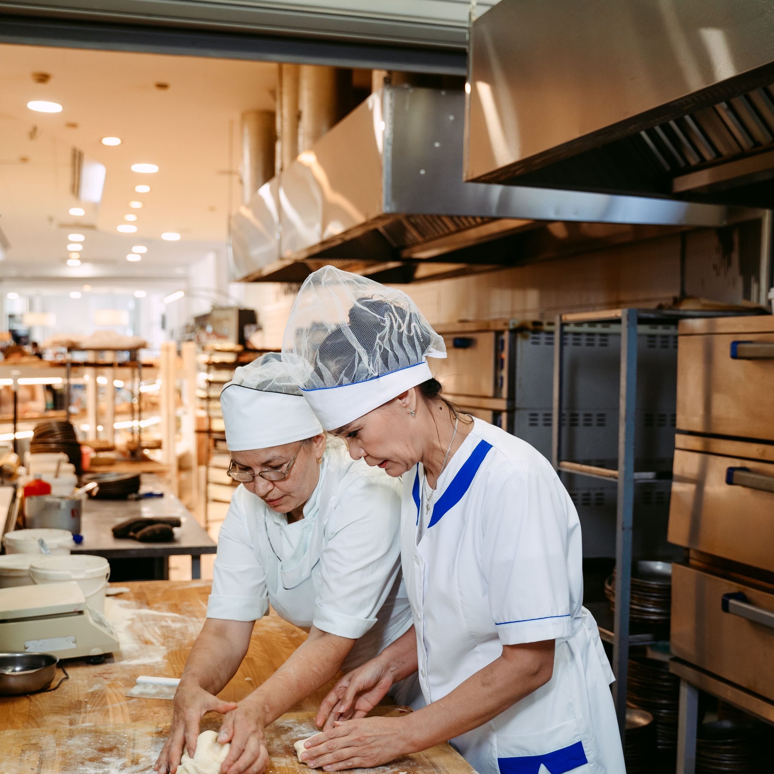 Бахетле / Сеть супермаркетов