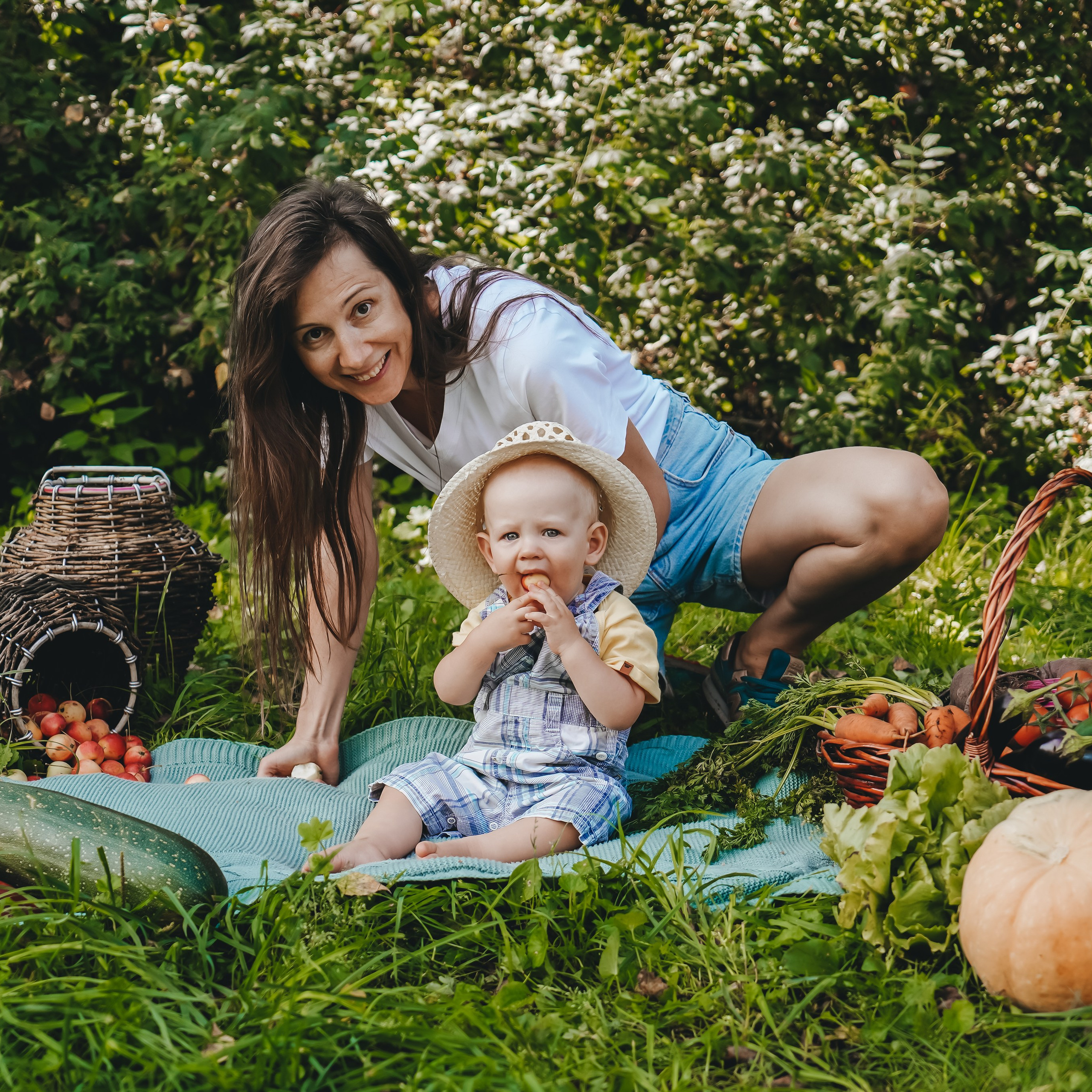 Аня и Рома: маленький фермер