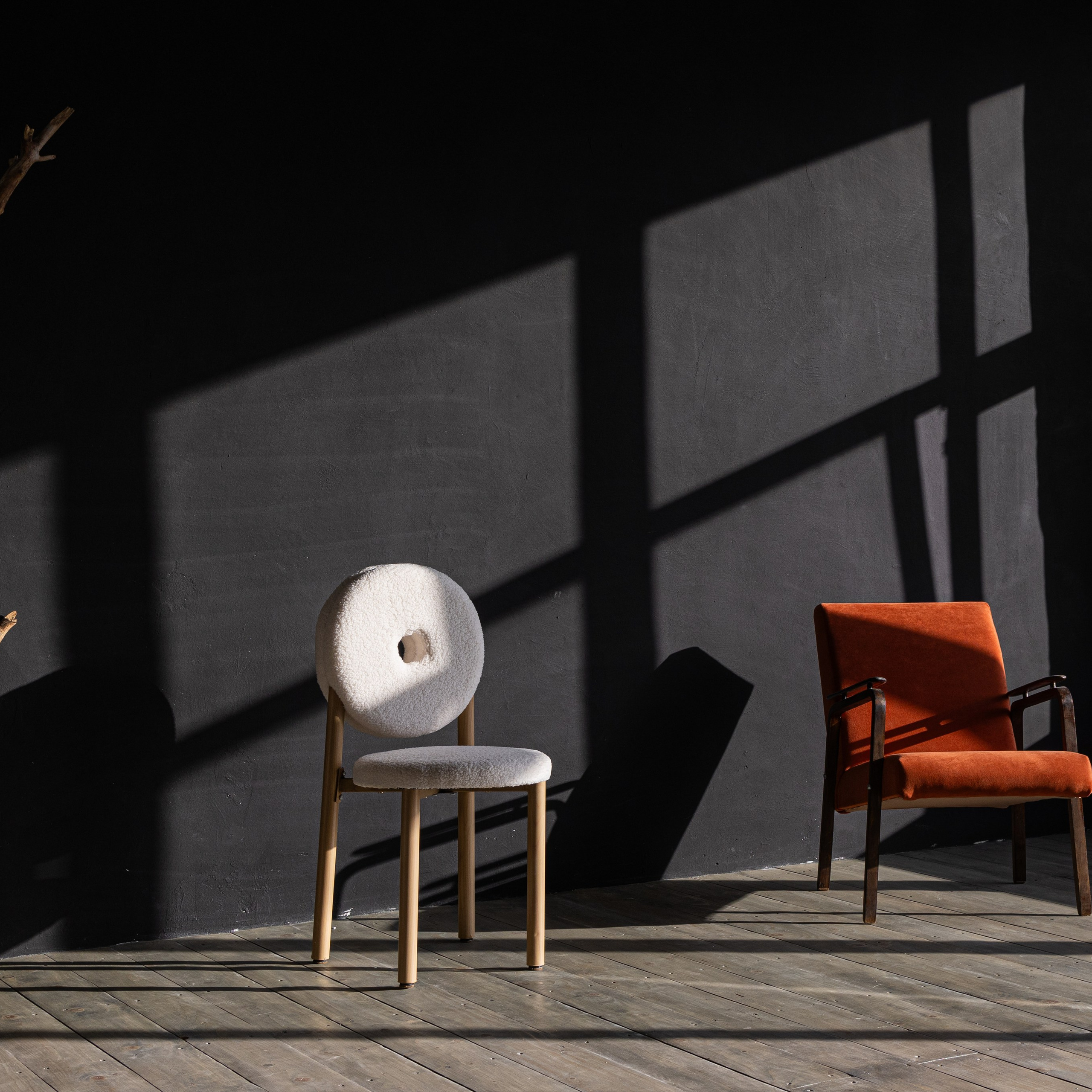 Зал Монохром