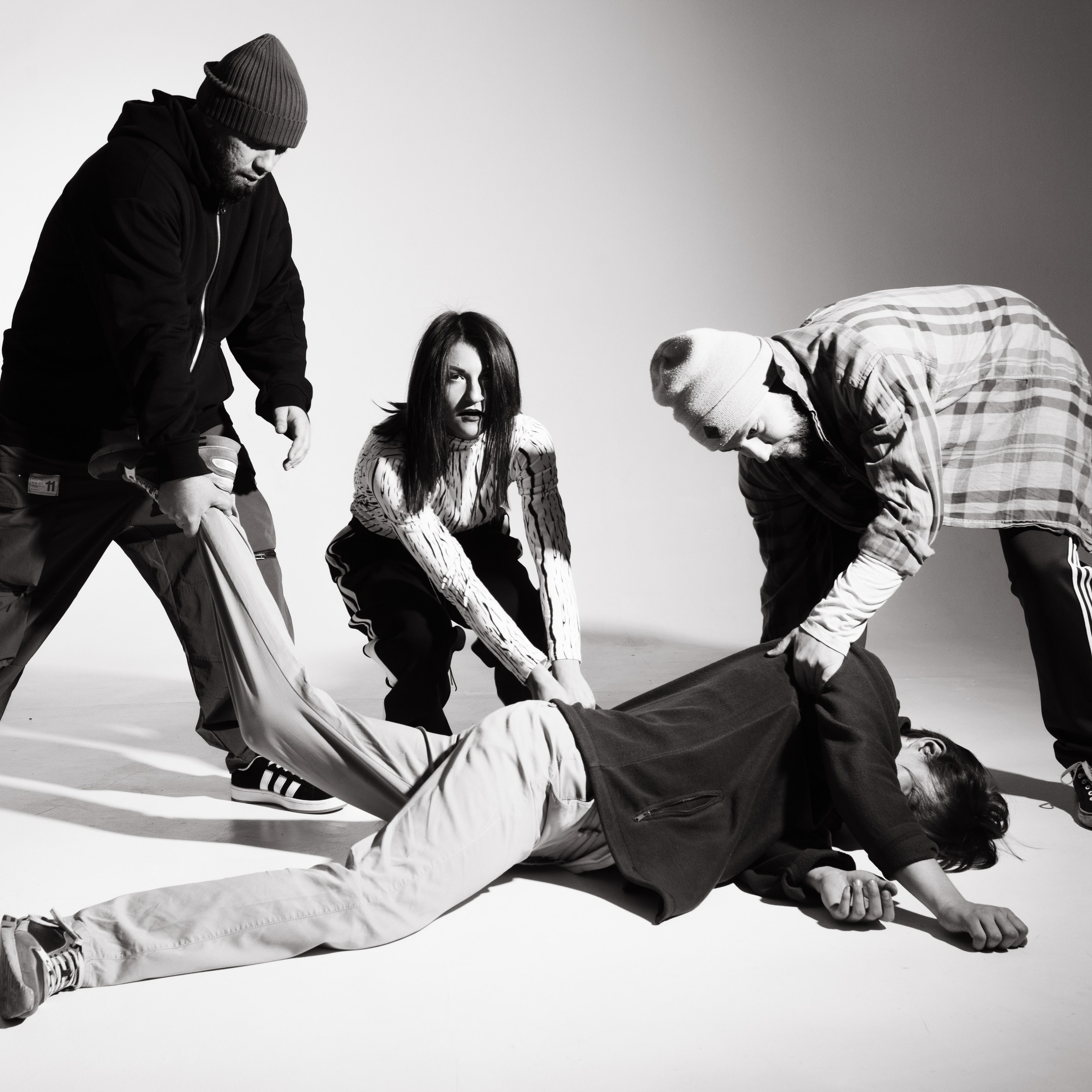 syzygy 71 фотки