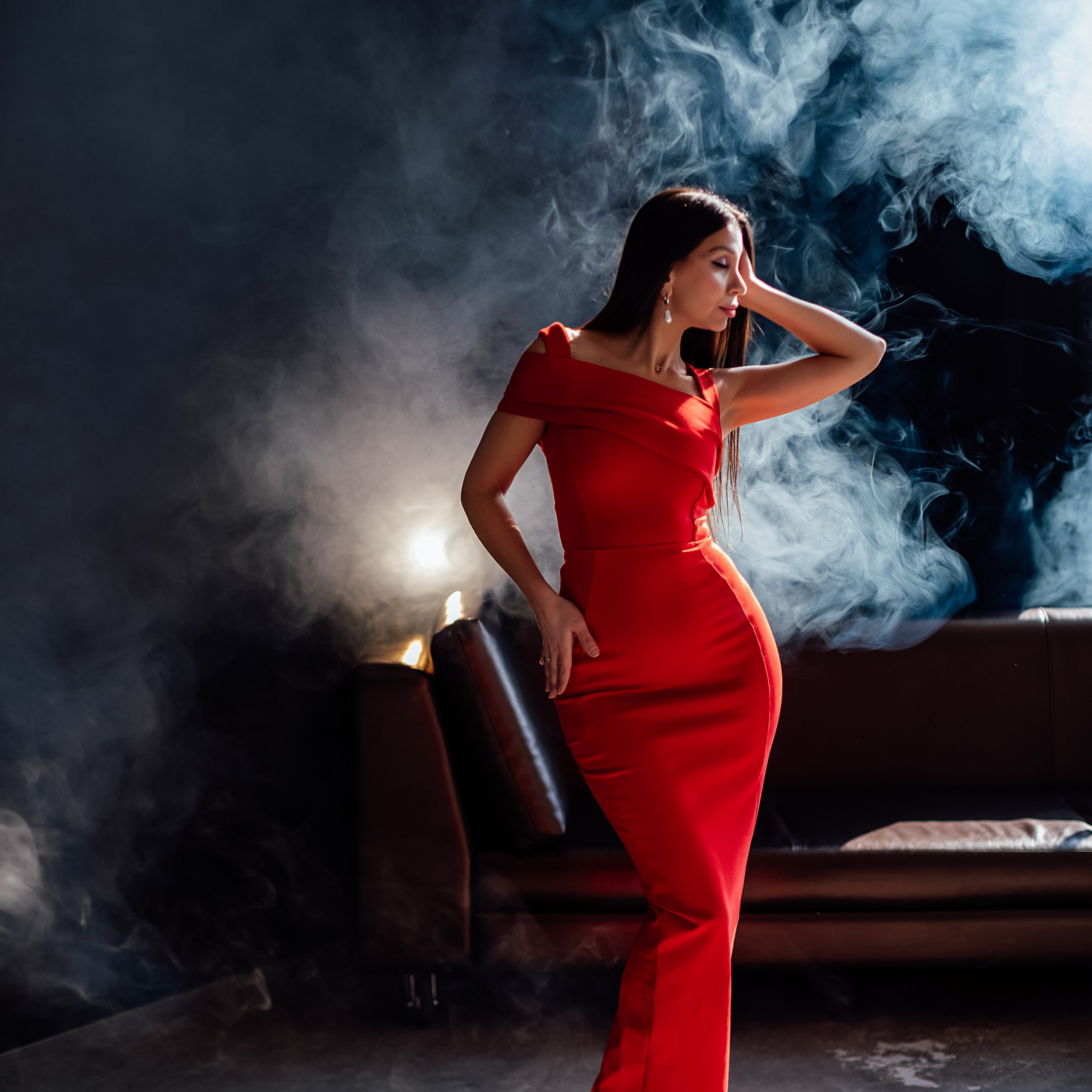 КРАСНОЕ ПЛАТЬЕ РЕЗИНКА