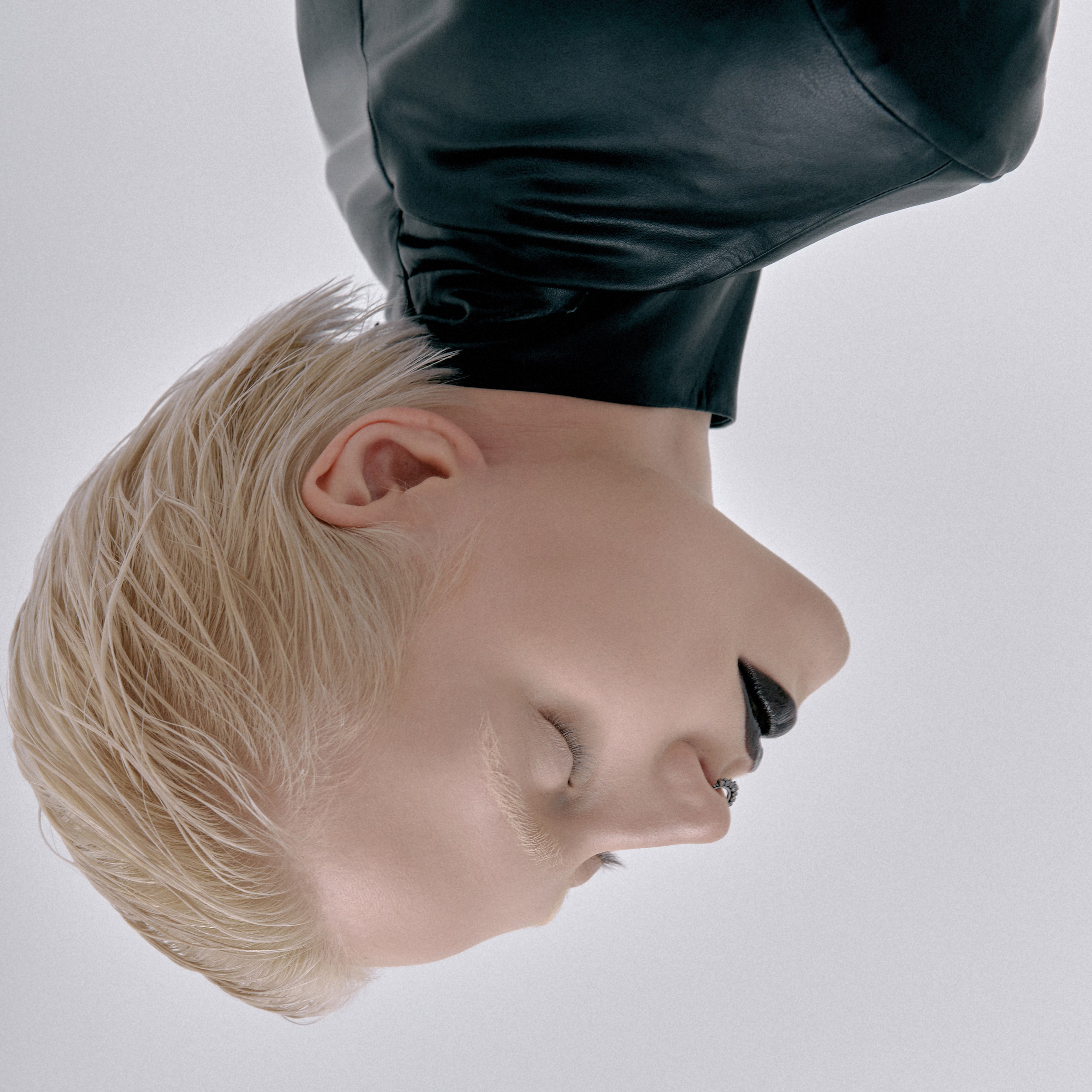 Feedback. Фотограф Аревик Алоян