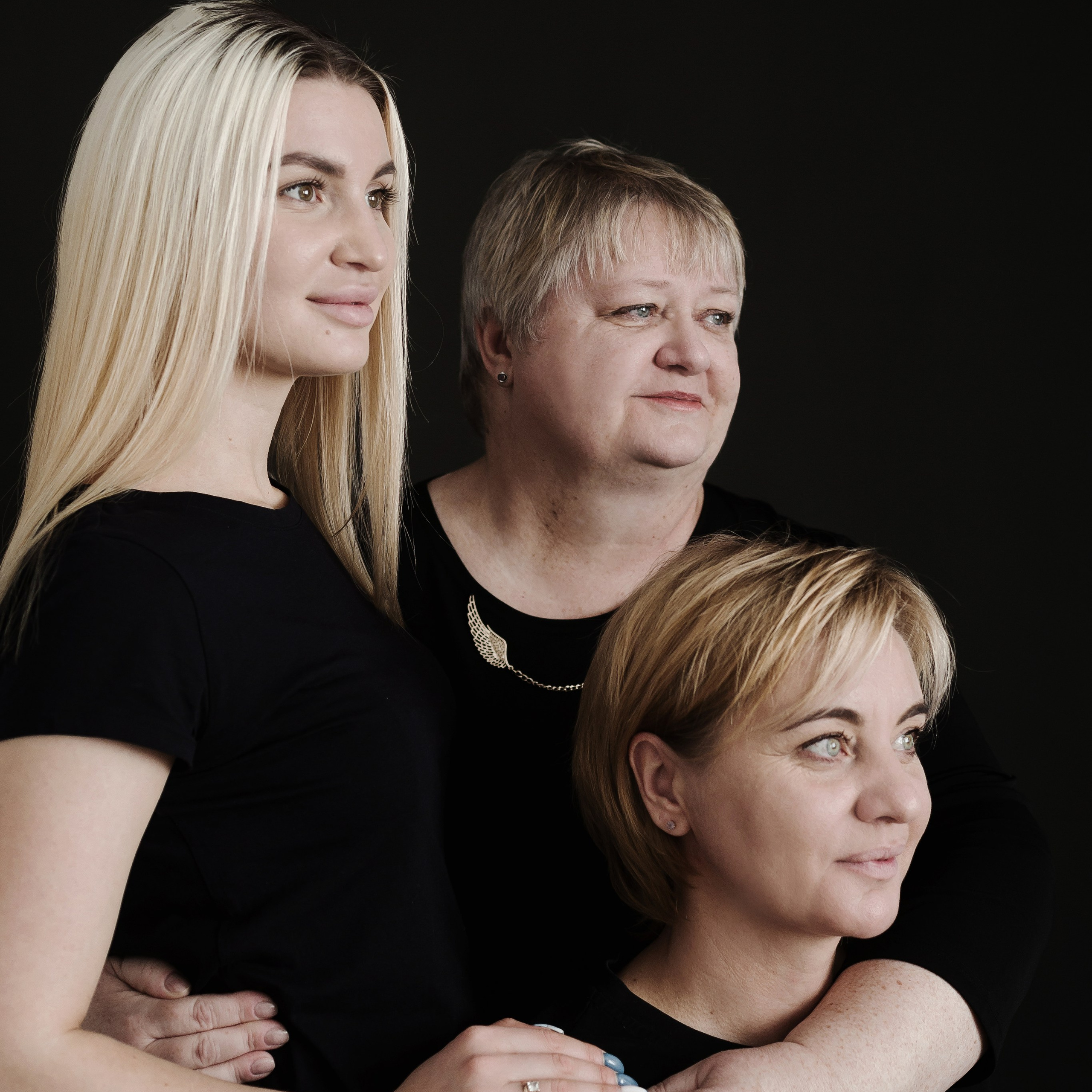 Александра, Аксинья и Светлана