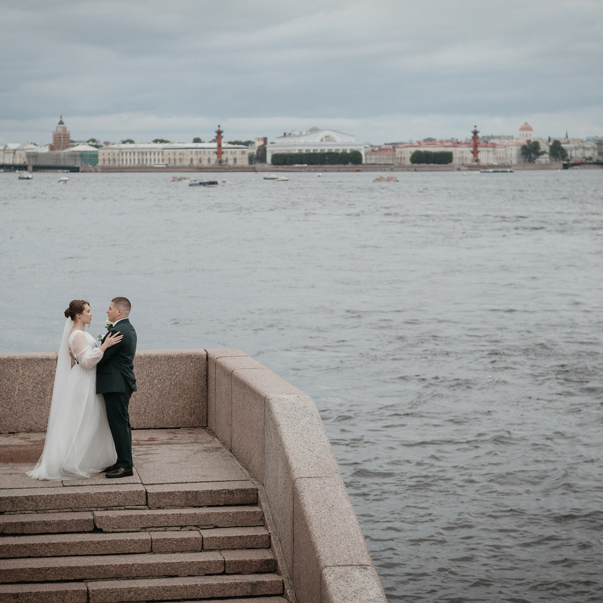 Отзывы о свадебном и семейном фотографе Венере Ахметовой. Свадебный фотограф в Санкт-Петербурге Венера Ахметова