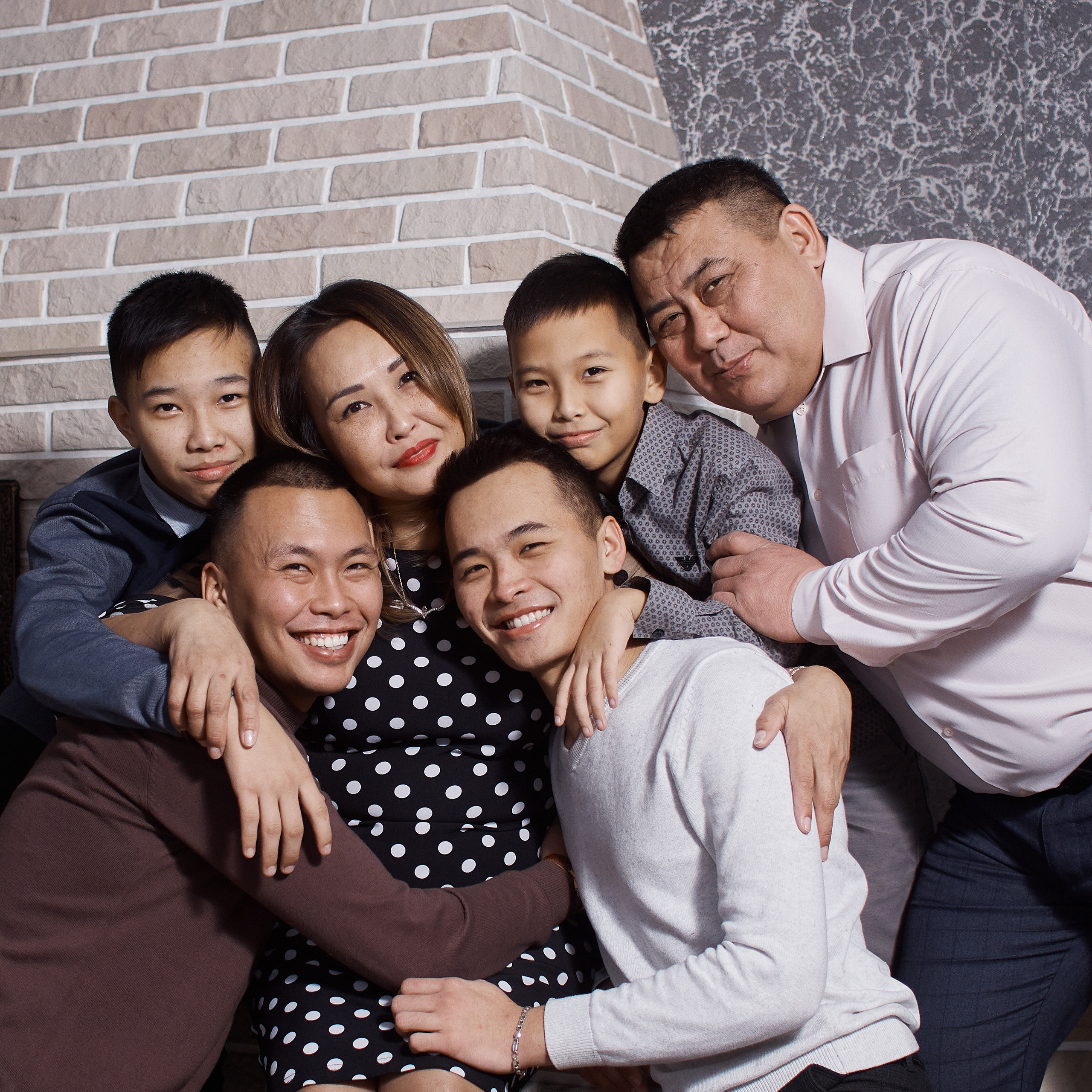 Отзывы. Студийный, семейный, свадебный, фэшн и ню фотограф в Астрахани, производство выпускных альбомов. Руслан Кондрашин