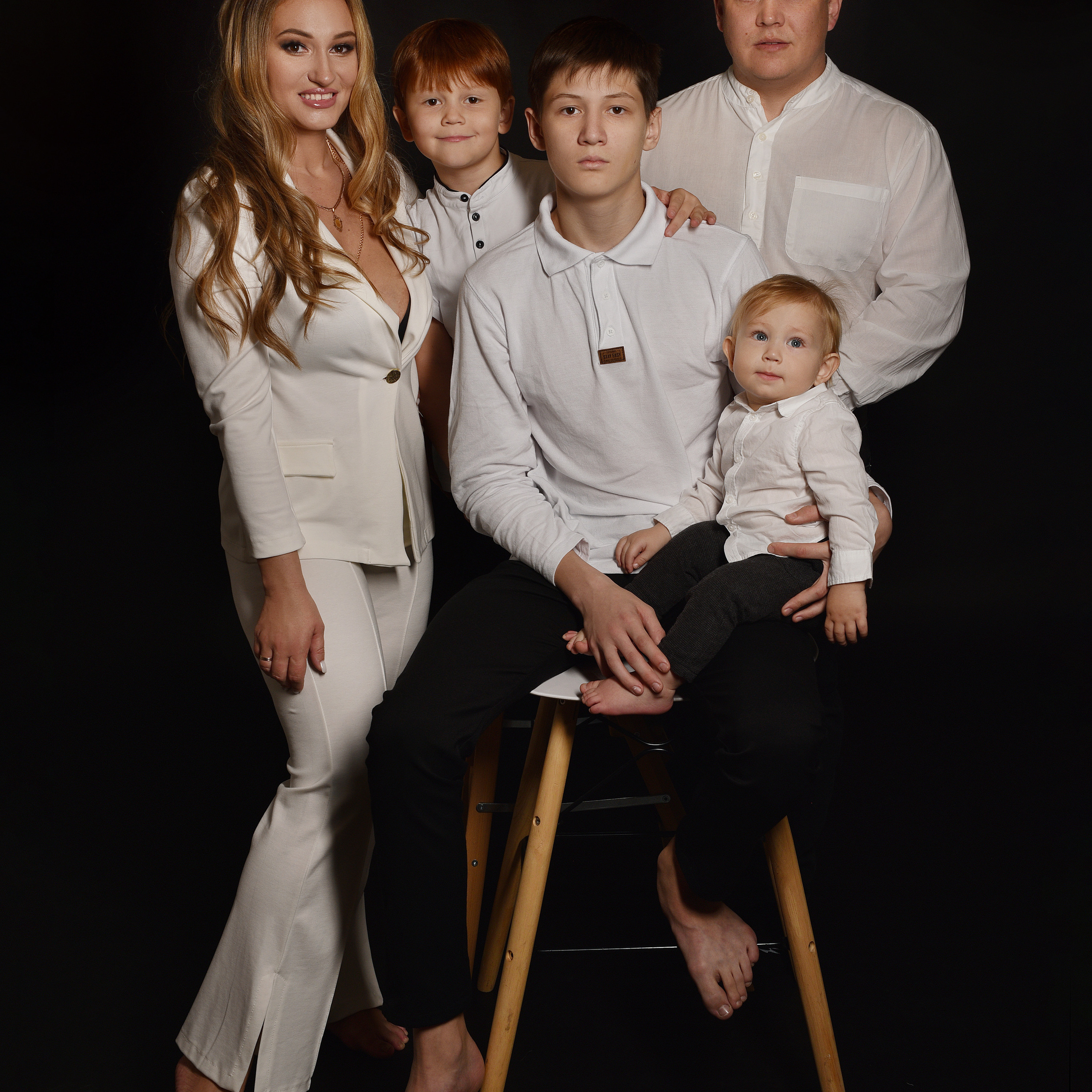 портрет на фоне