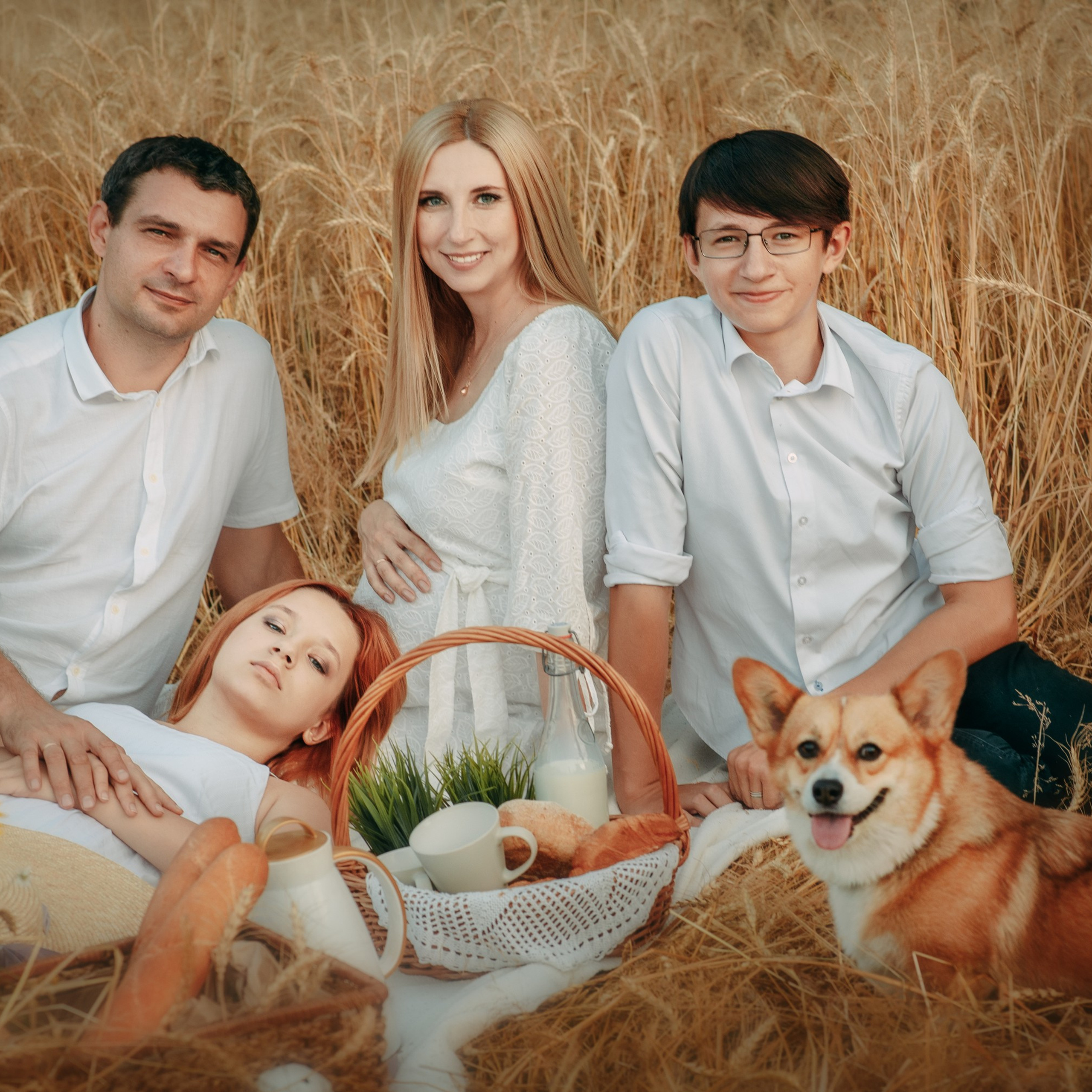 Пикник в пшеничном поле